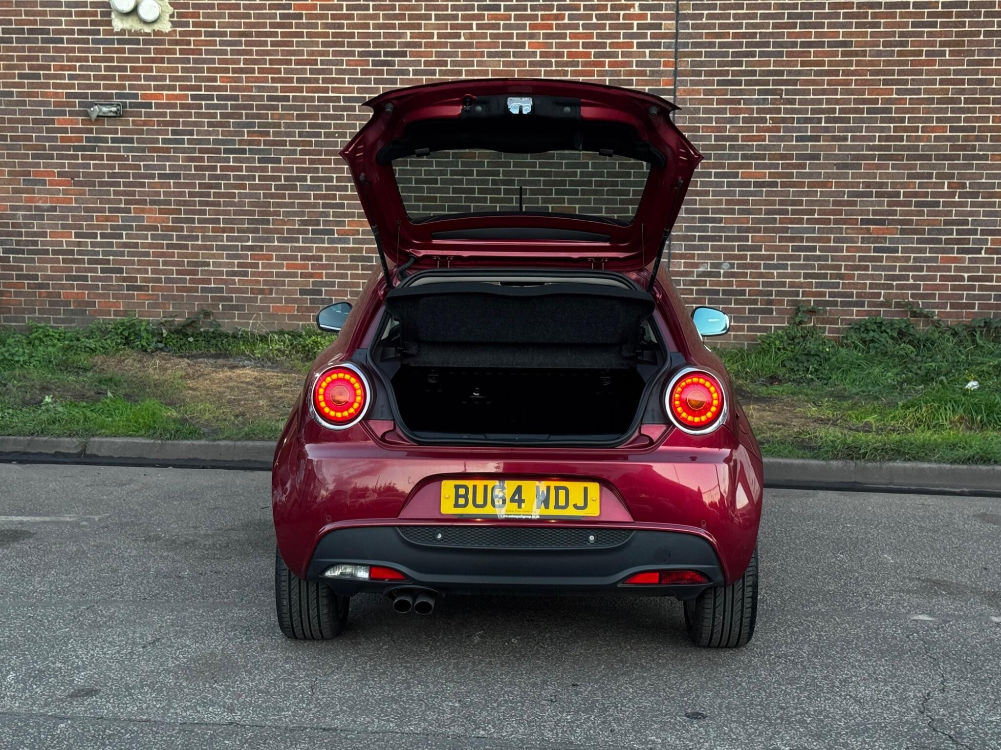 Alfa Romeo MiTo - Image 18