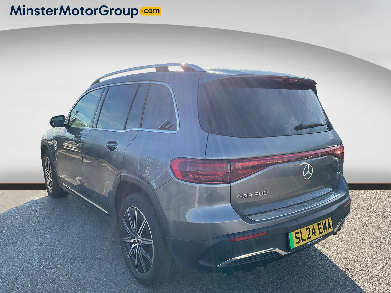 Mercedes Eqb - Image 4