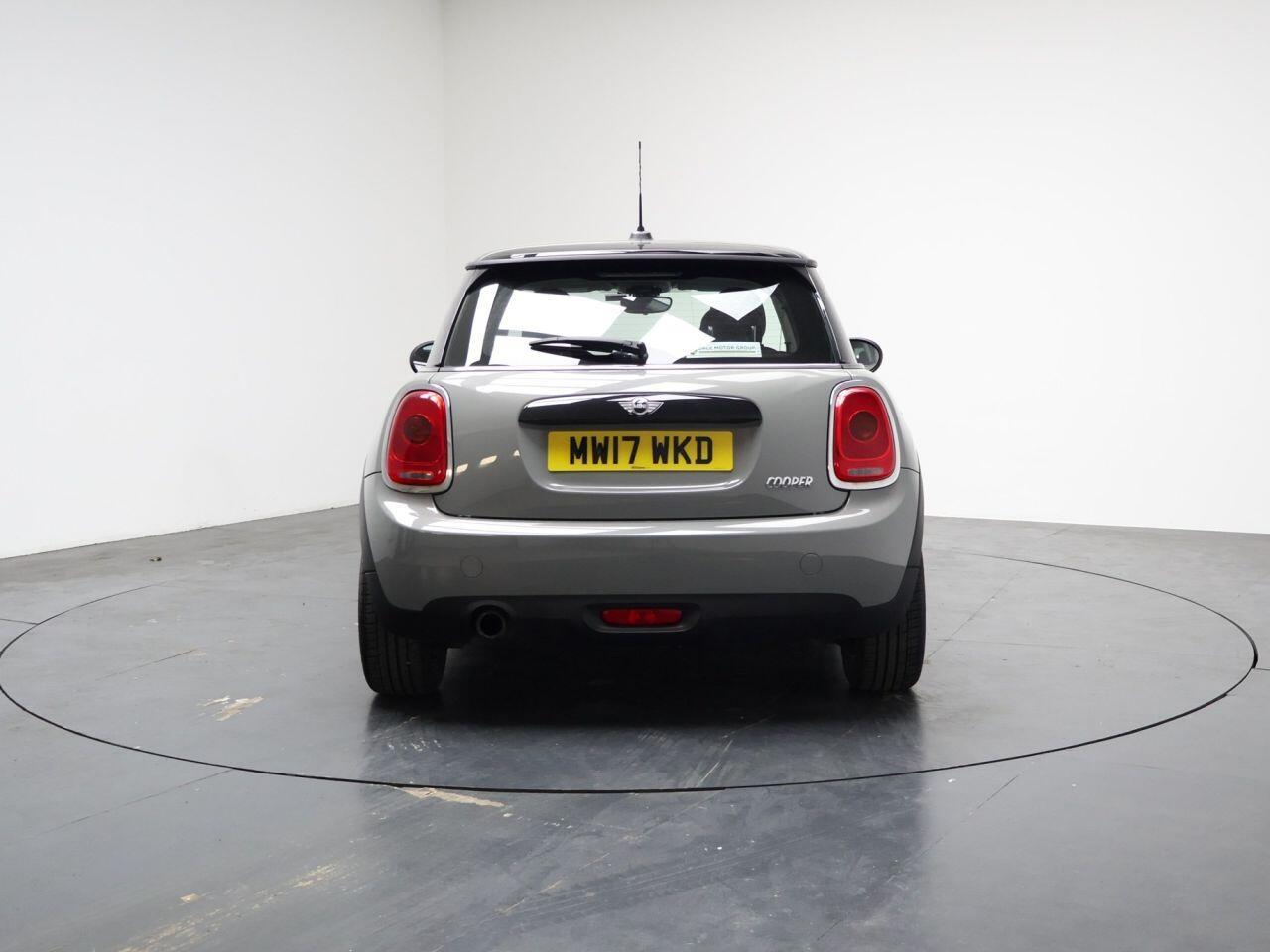 MINI Hatch - Image 11