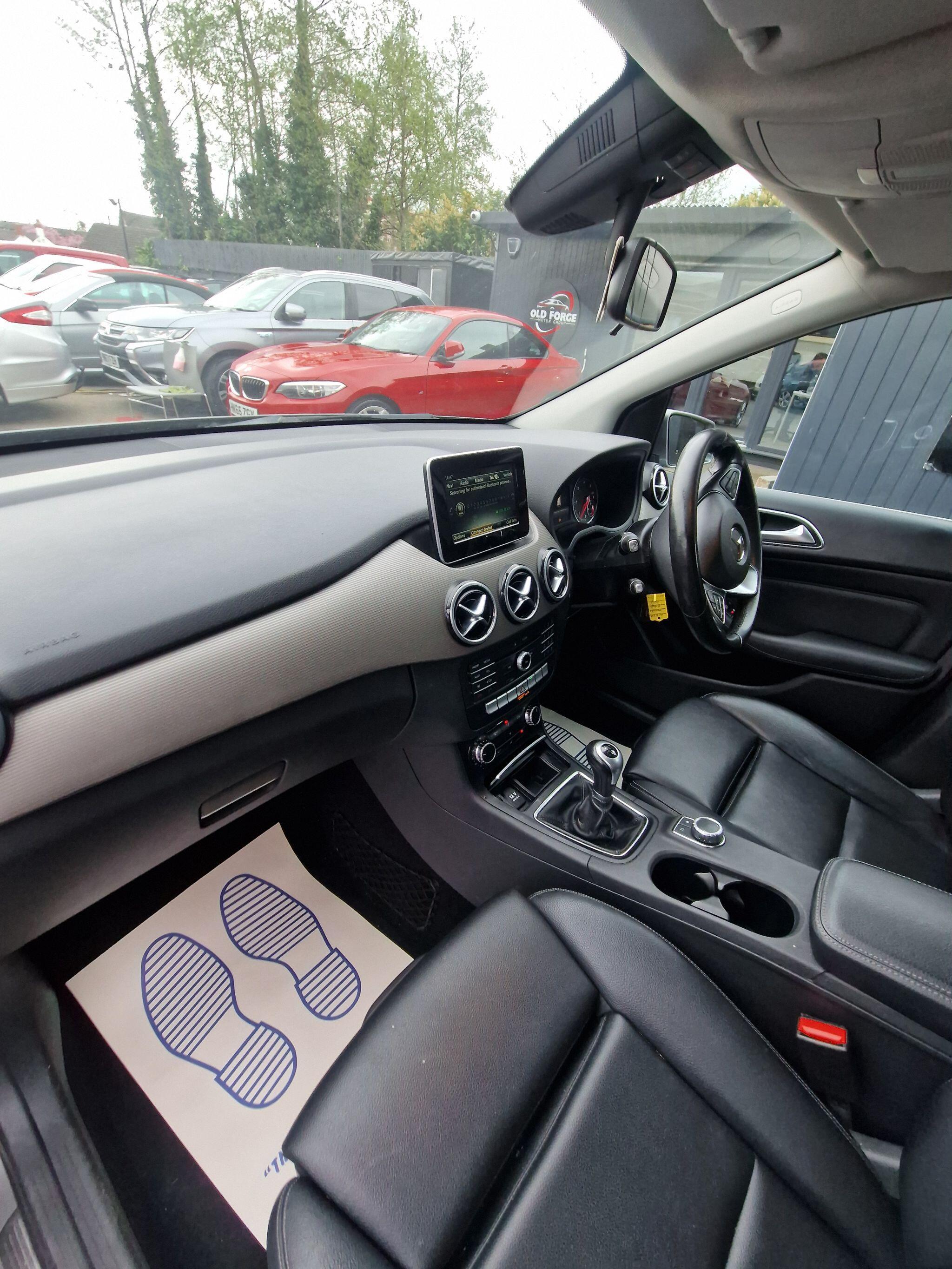 Mercedes B Class - Image 31