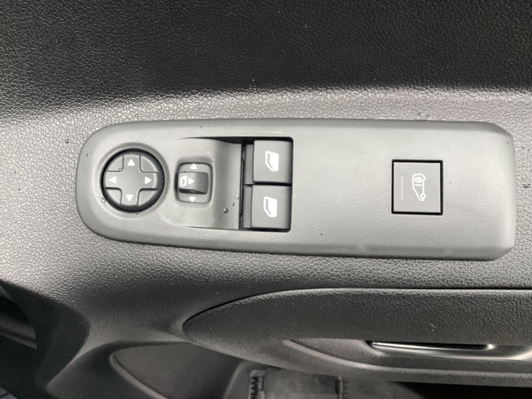 Fiat Doblo - Image 10