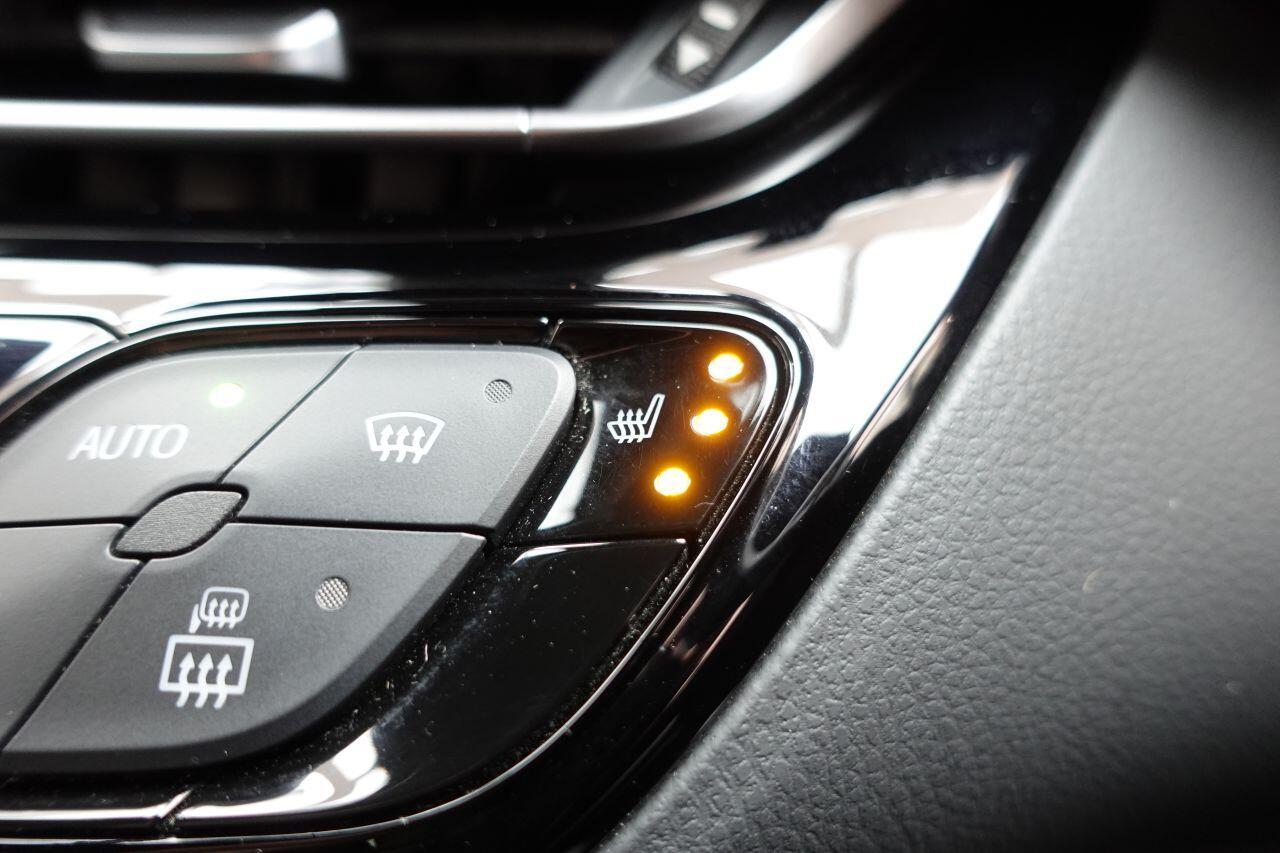 Toyota C-Hr - Image 38