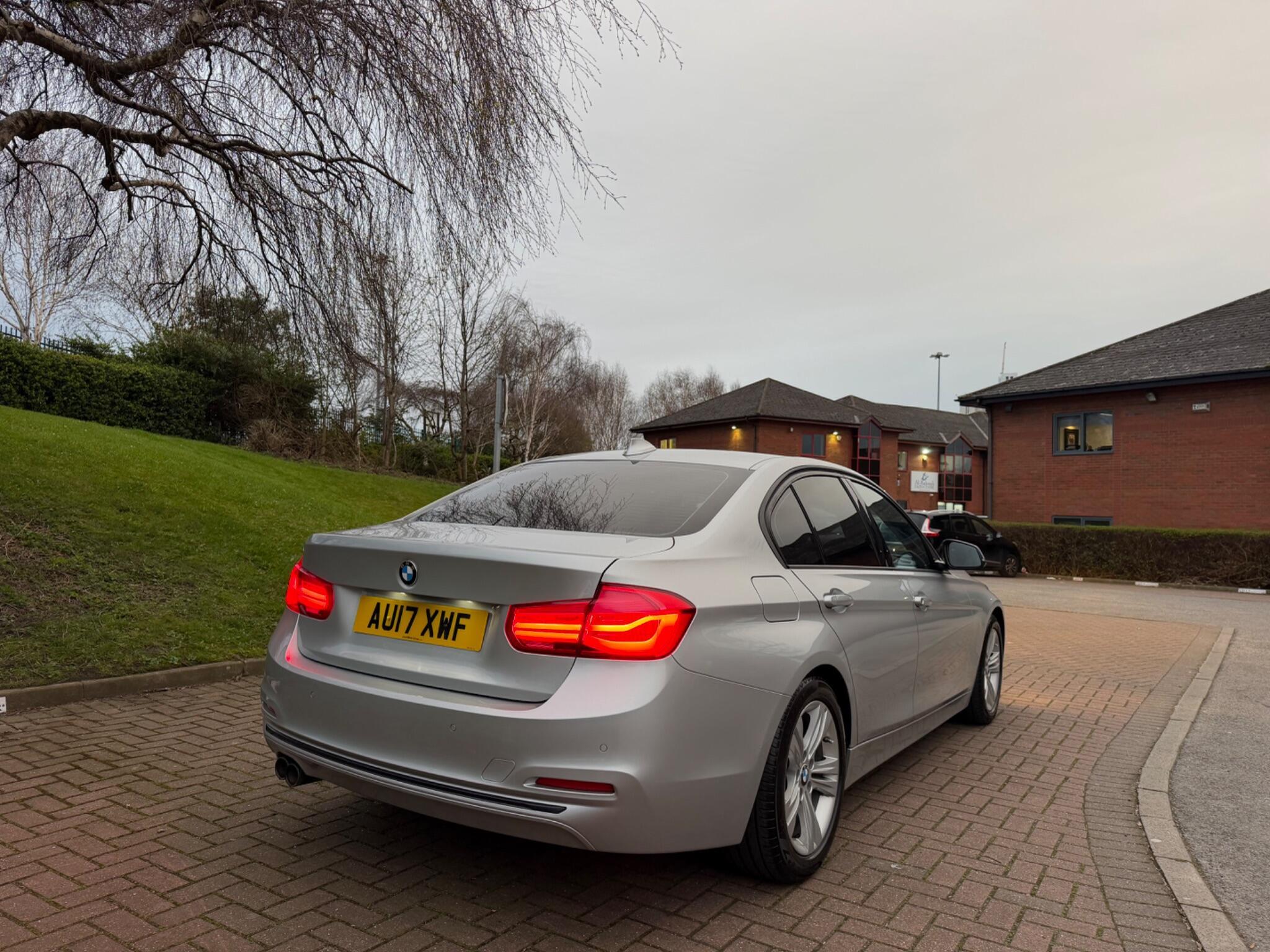 BMW 3 Series - Image 16