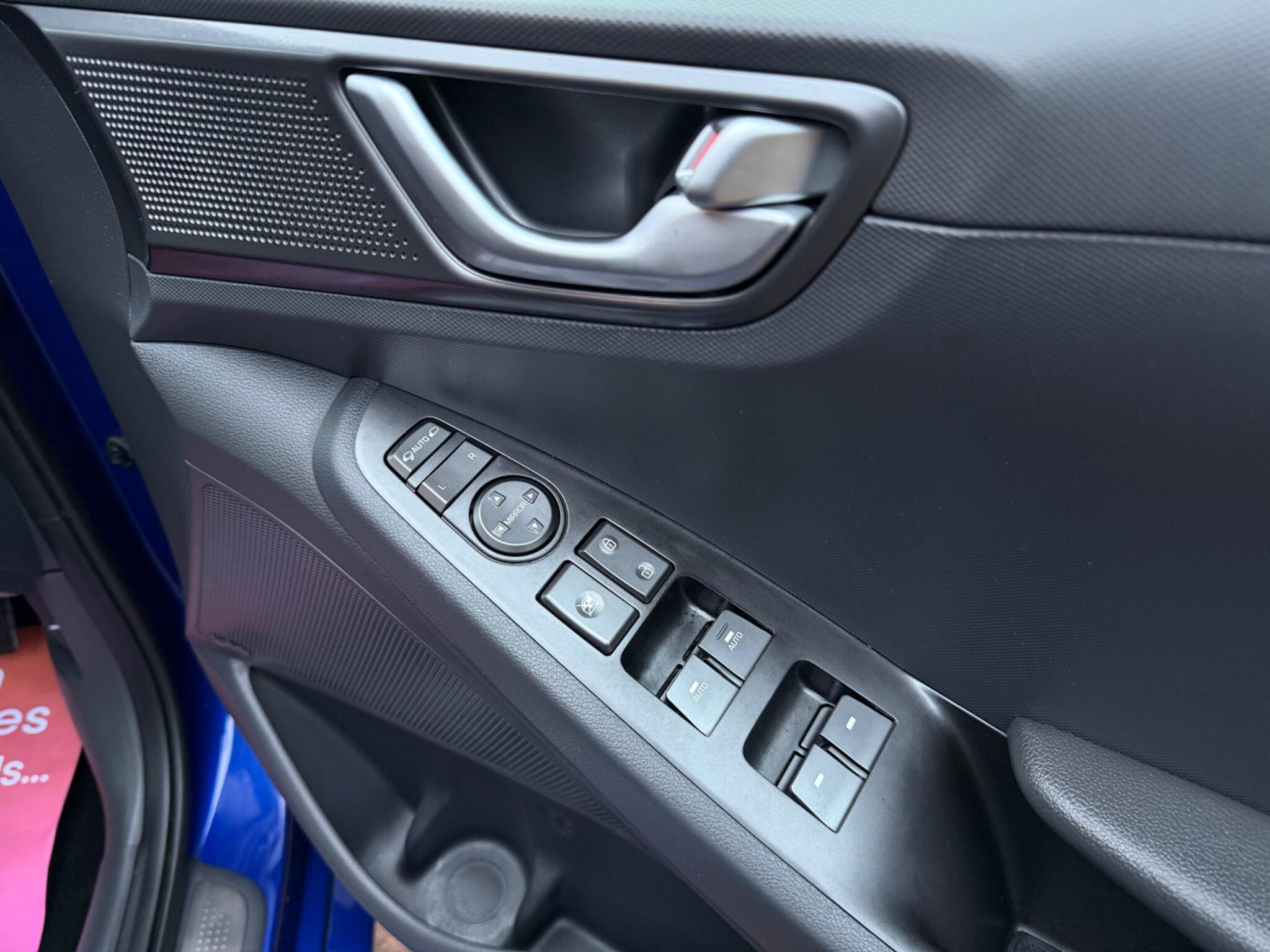 Hyundai Ioniq - Image 43