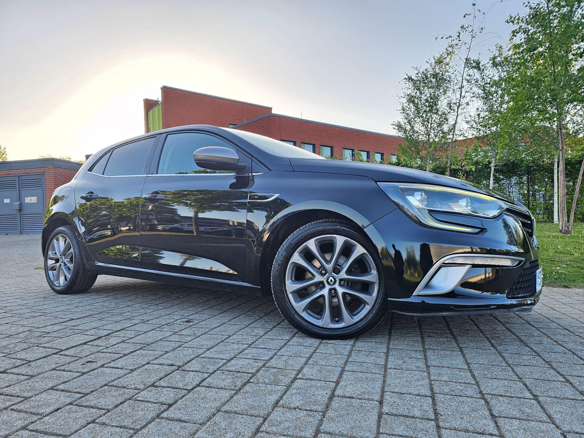 Renault Megane - Image 11