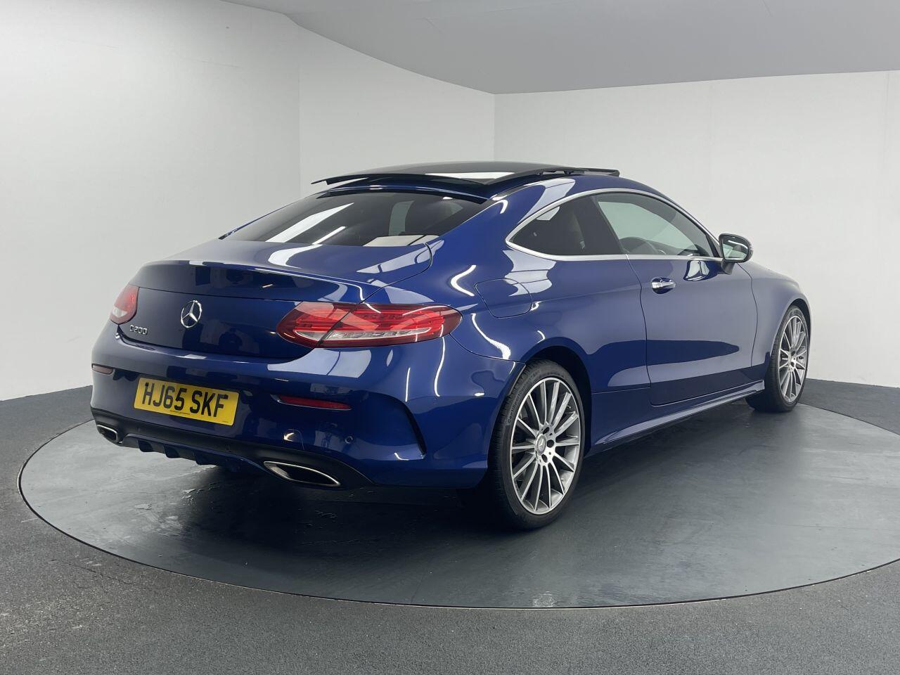 Mercedes C-Class - Image 11