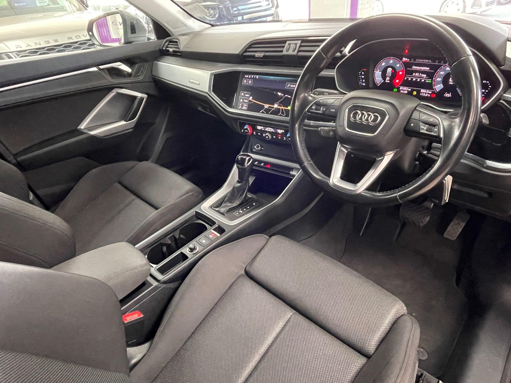 Audi Q3 - Image 24