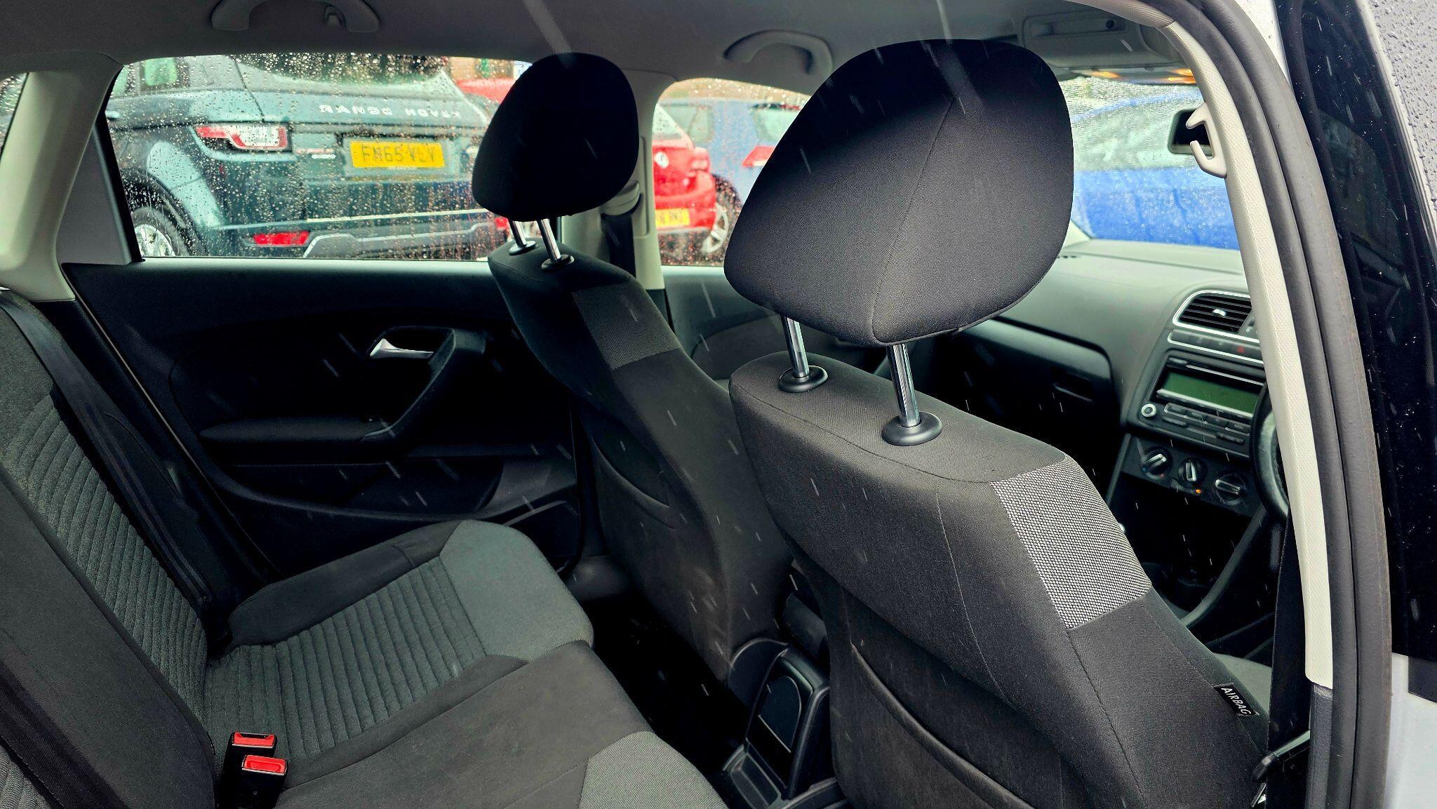 Volkswagen Polo - Image 18