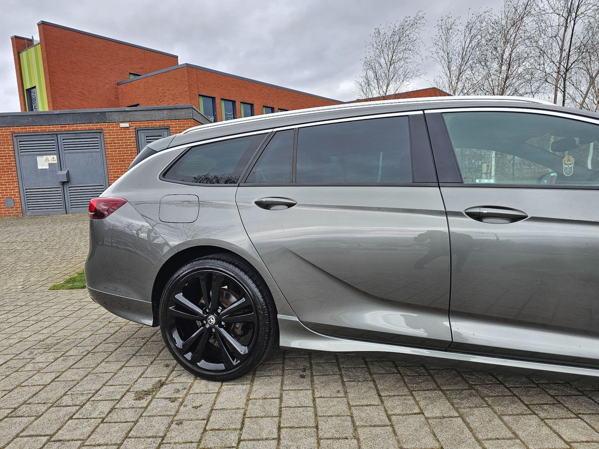 Vauxhall Insignia - Image 8