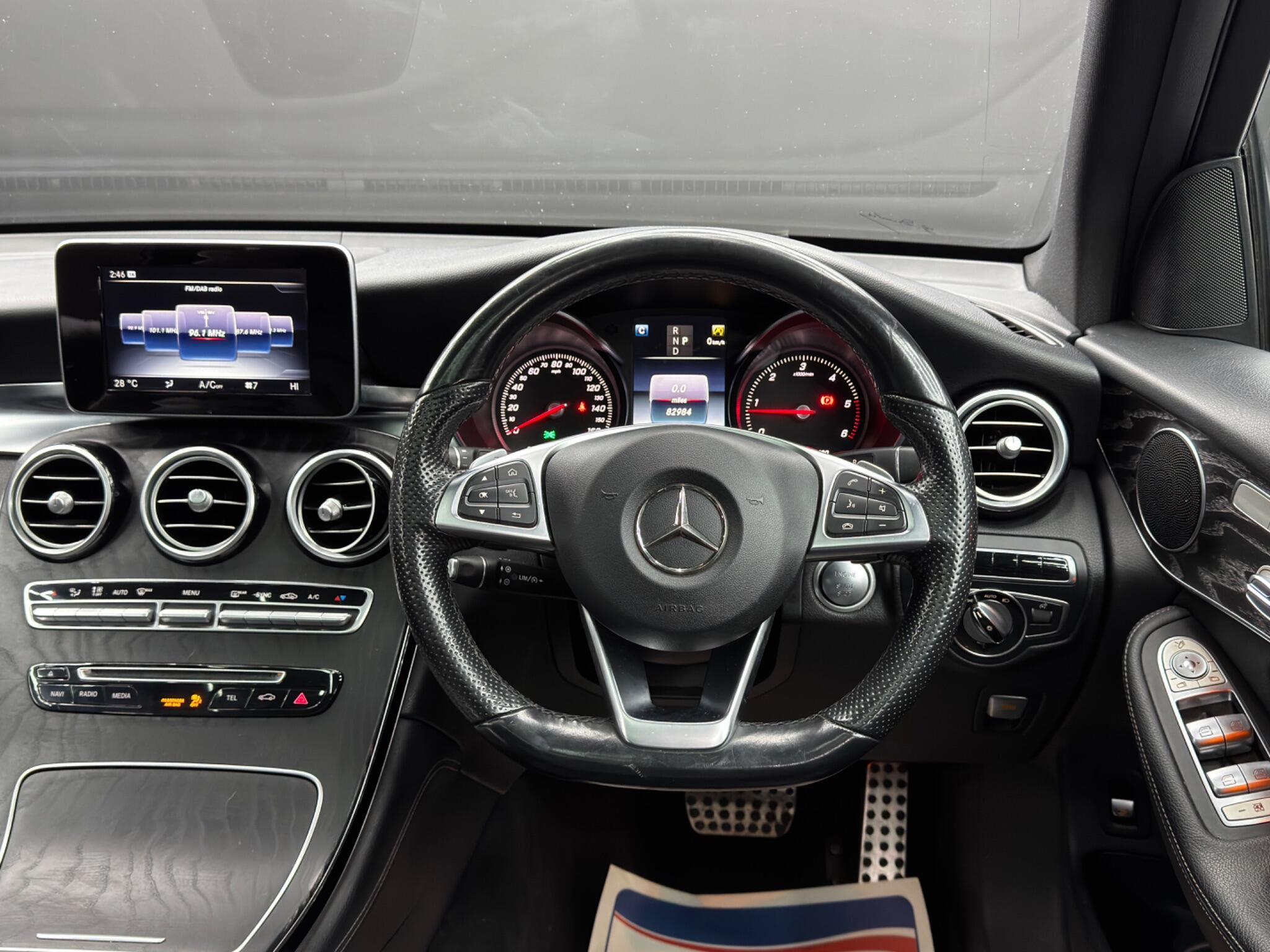 Mercedes GLC - Image 18