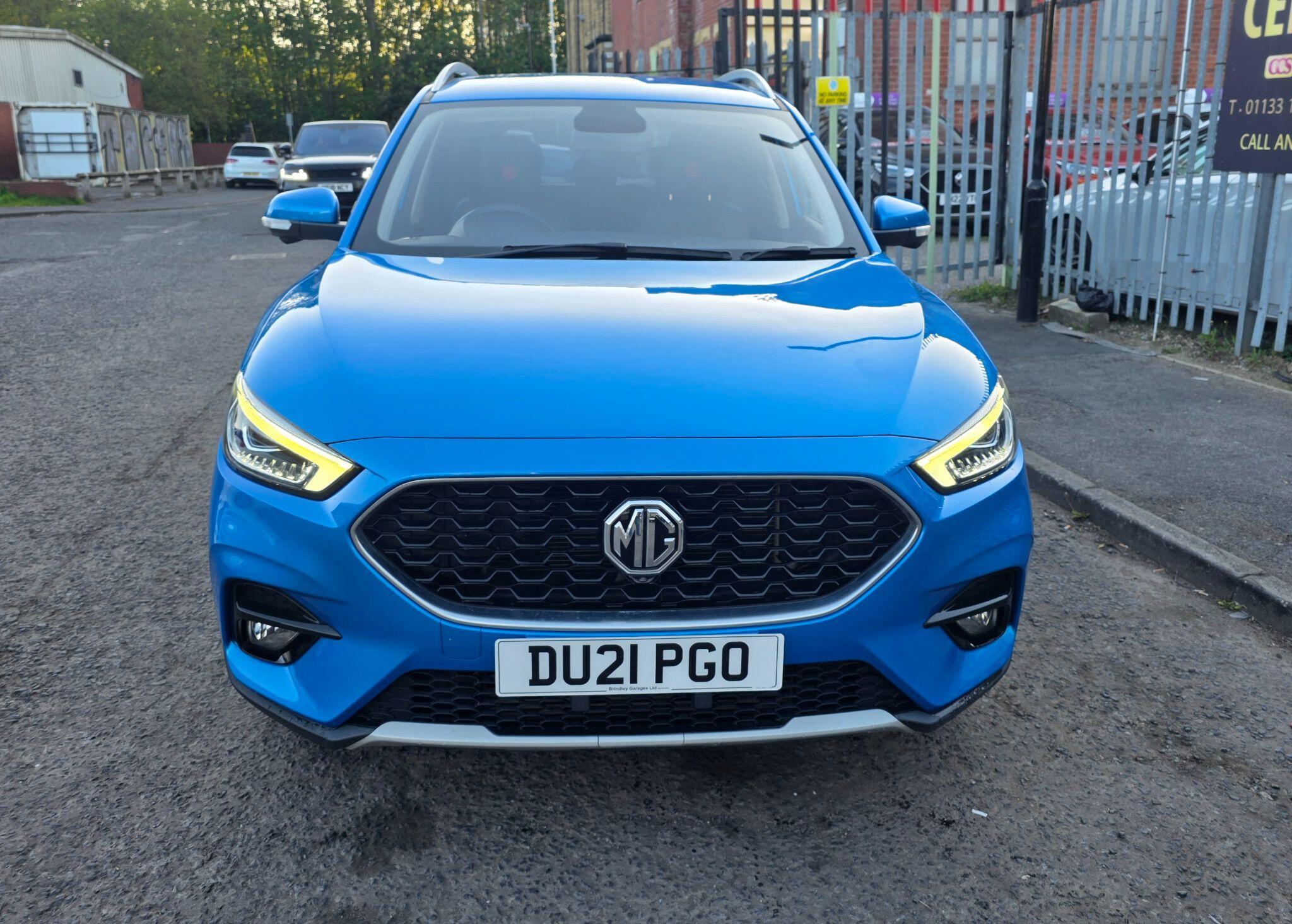 MG MG ZS - Image 2