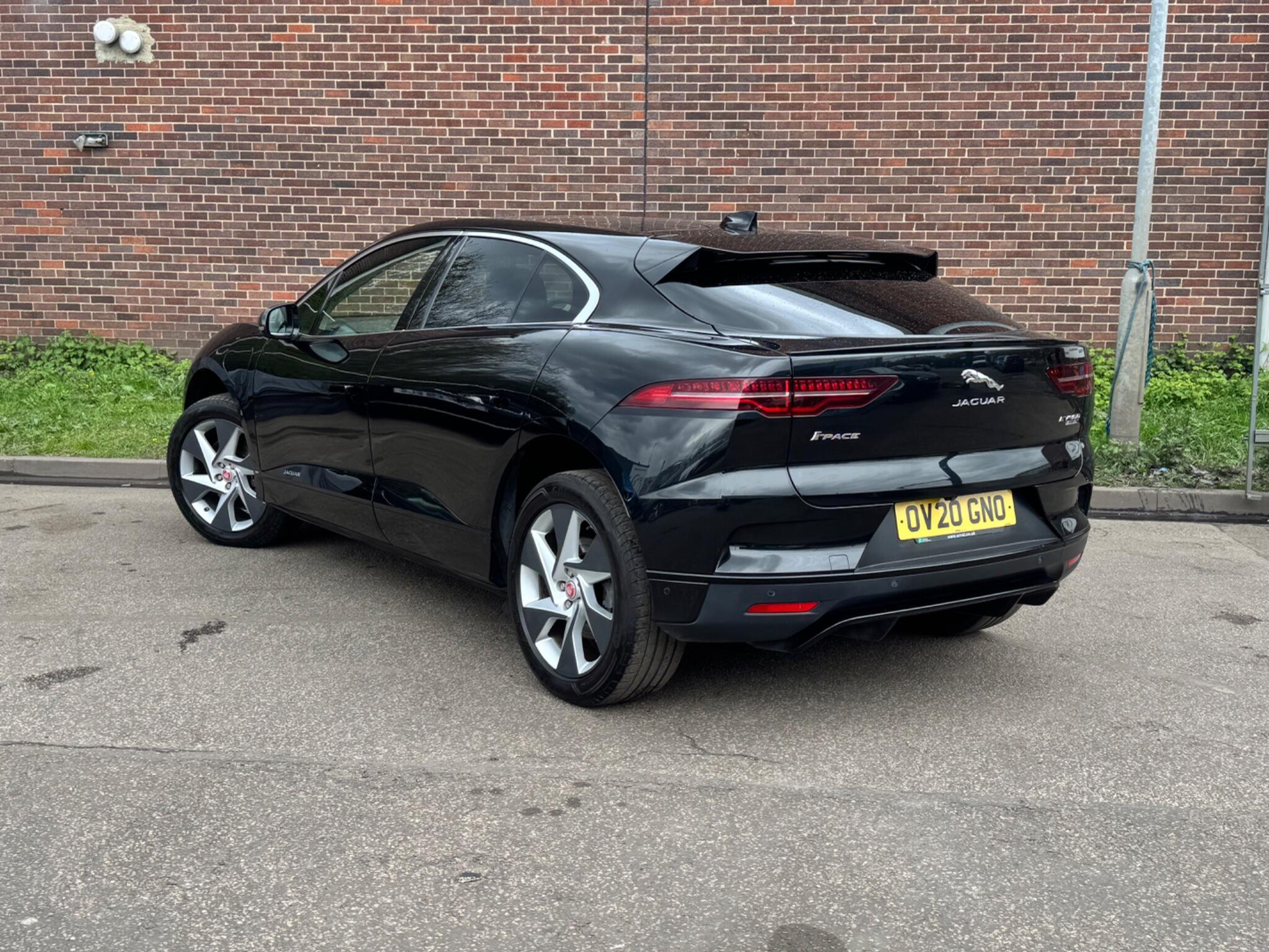 Jaguar I-Pace - Image 14