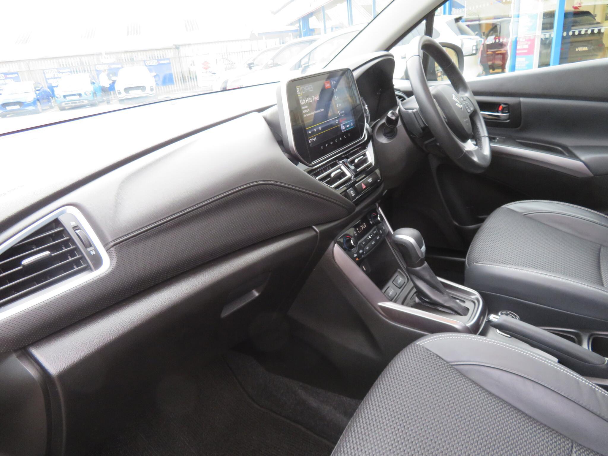 Suzuki S-Cross - Image 18