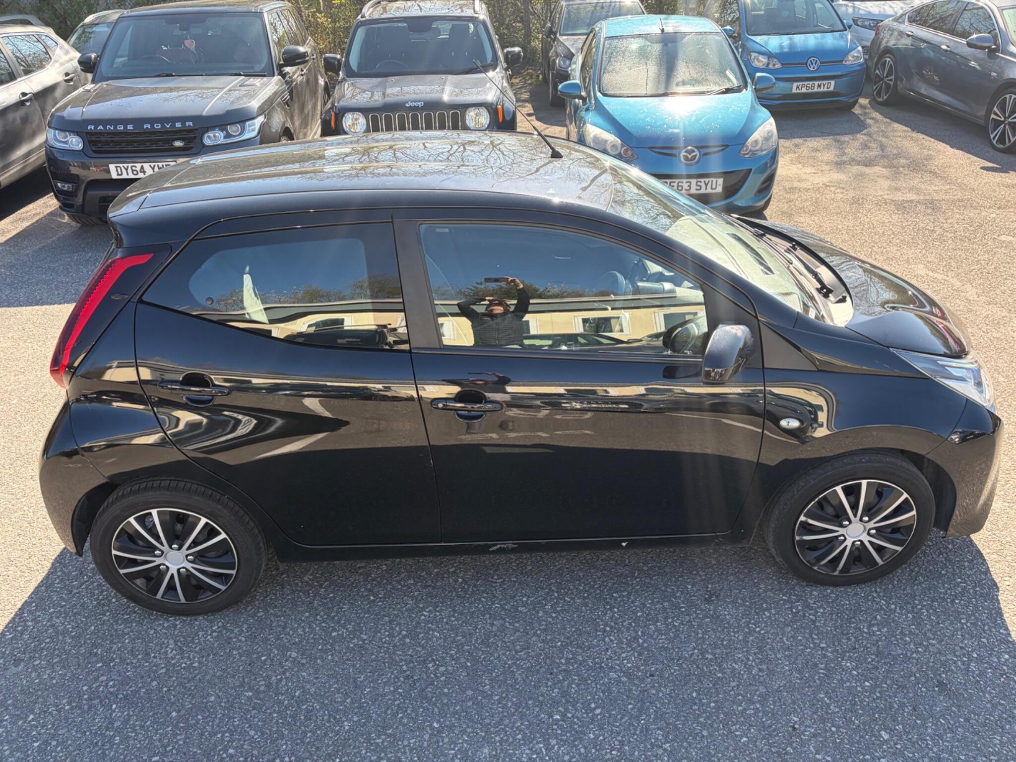 Toyota Aygo - Image 12