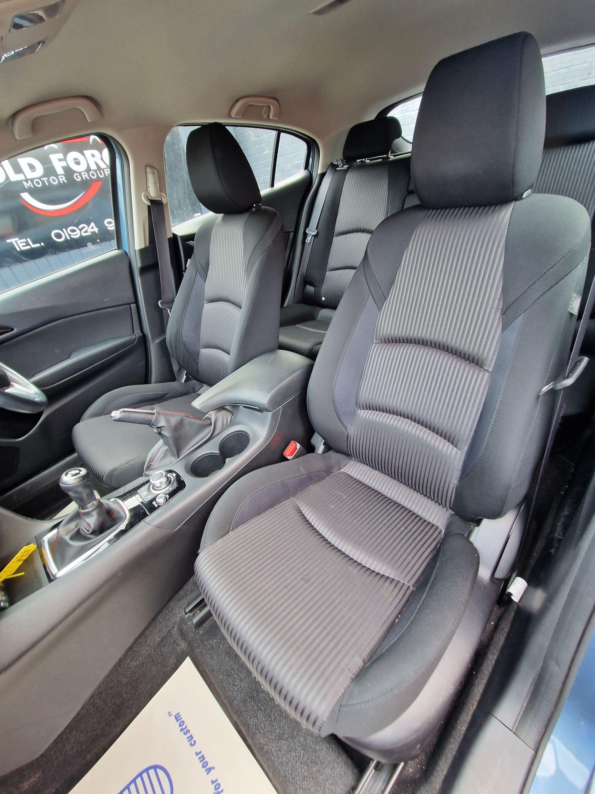 Mazda MAZDA3 - Image 35