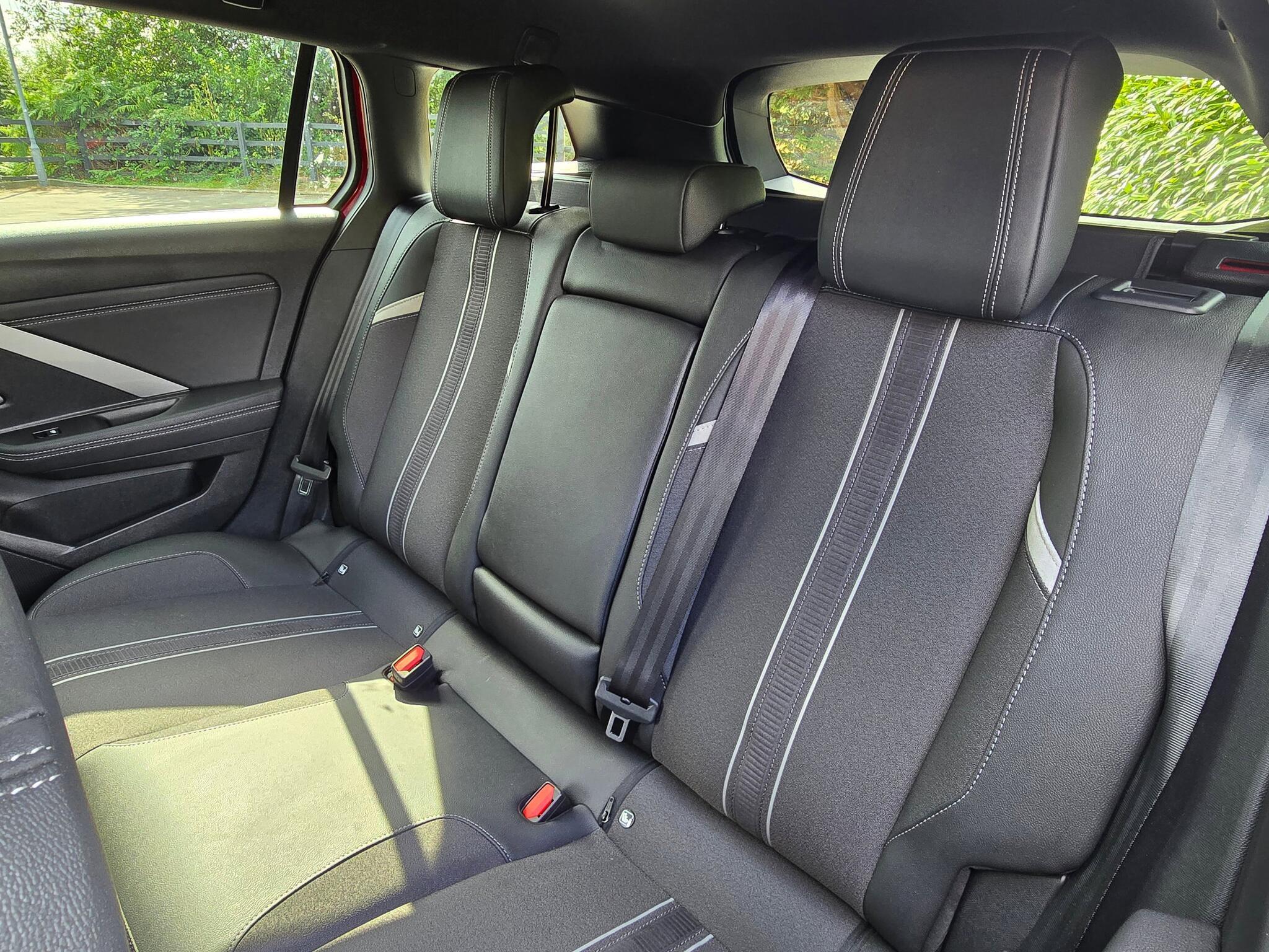 Vauxhall Astra - Image 5