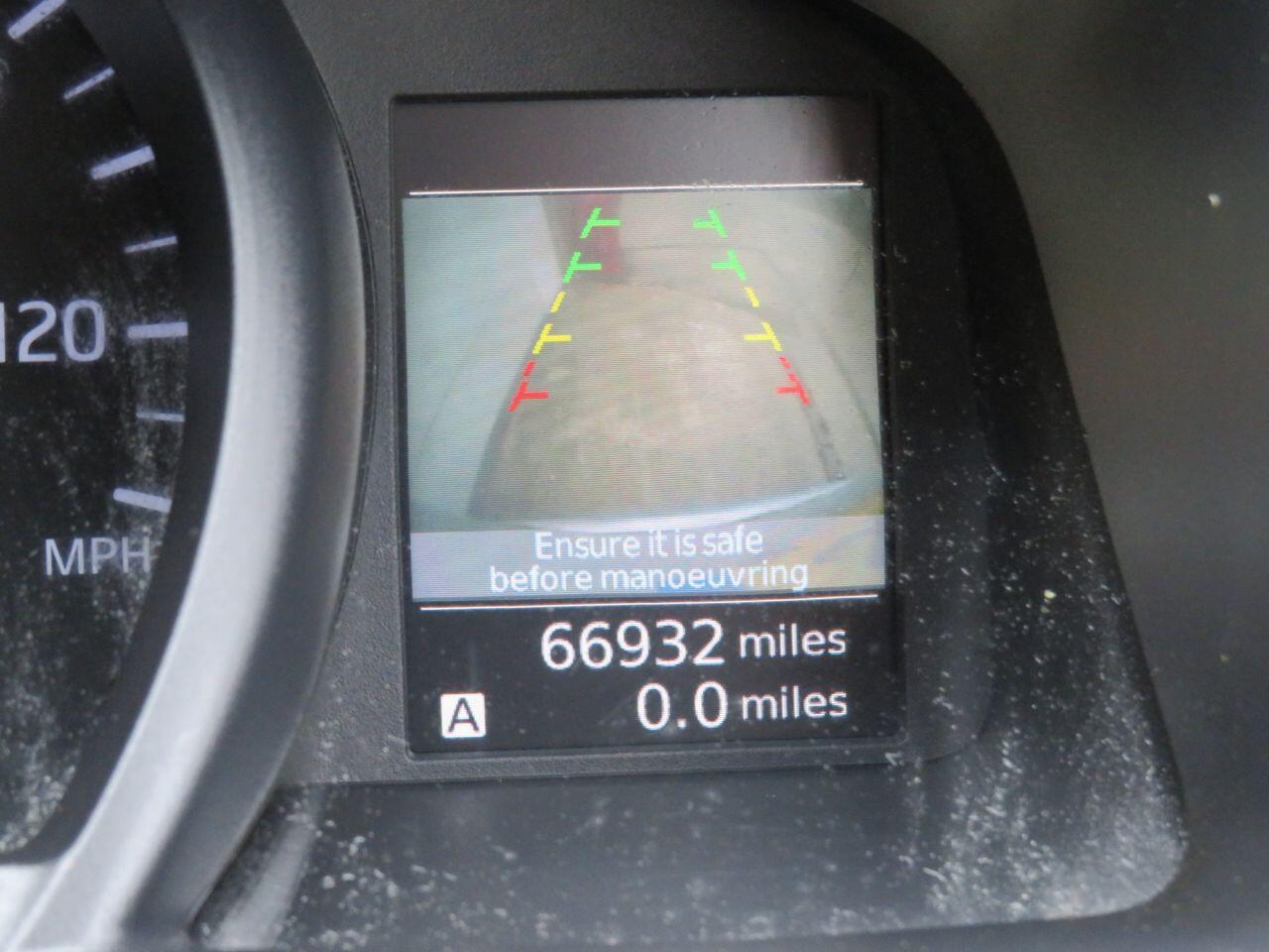 Nissan NV200 - Image 16