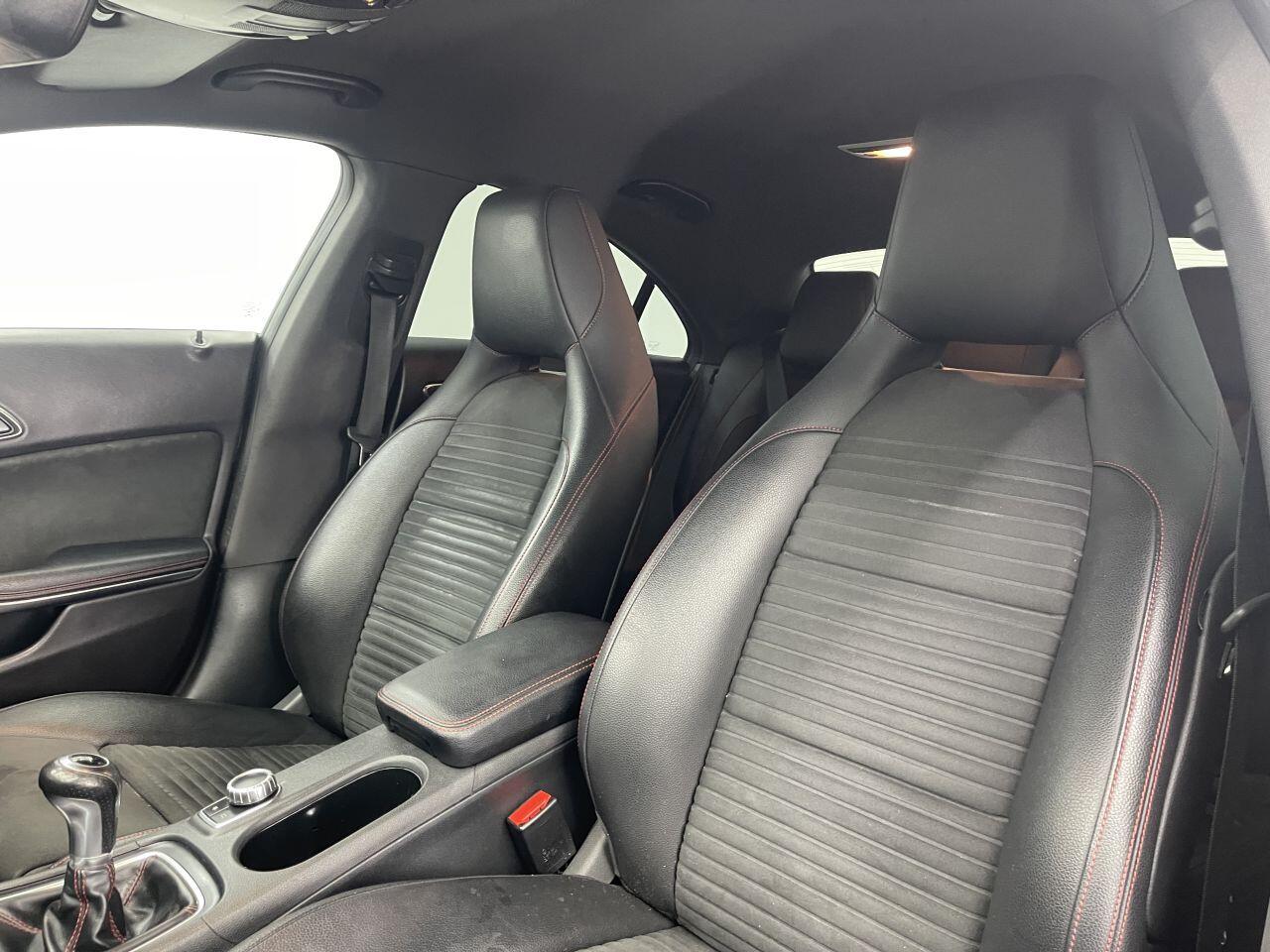 Mercedes CLA - Image 30