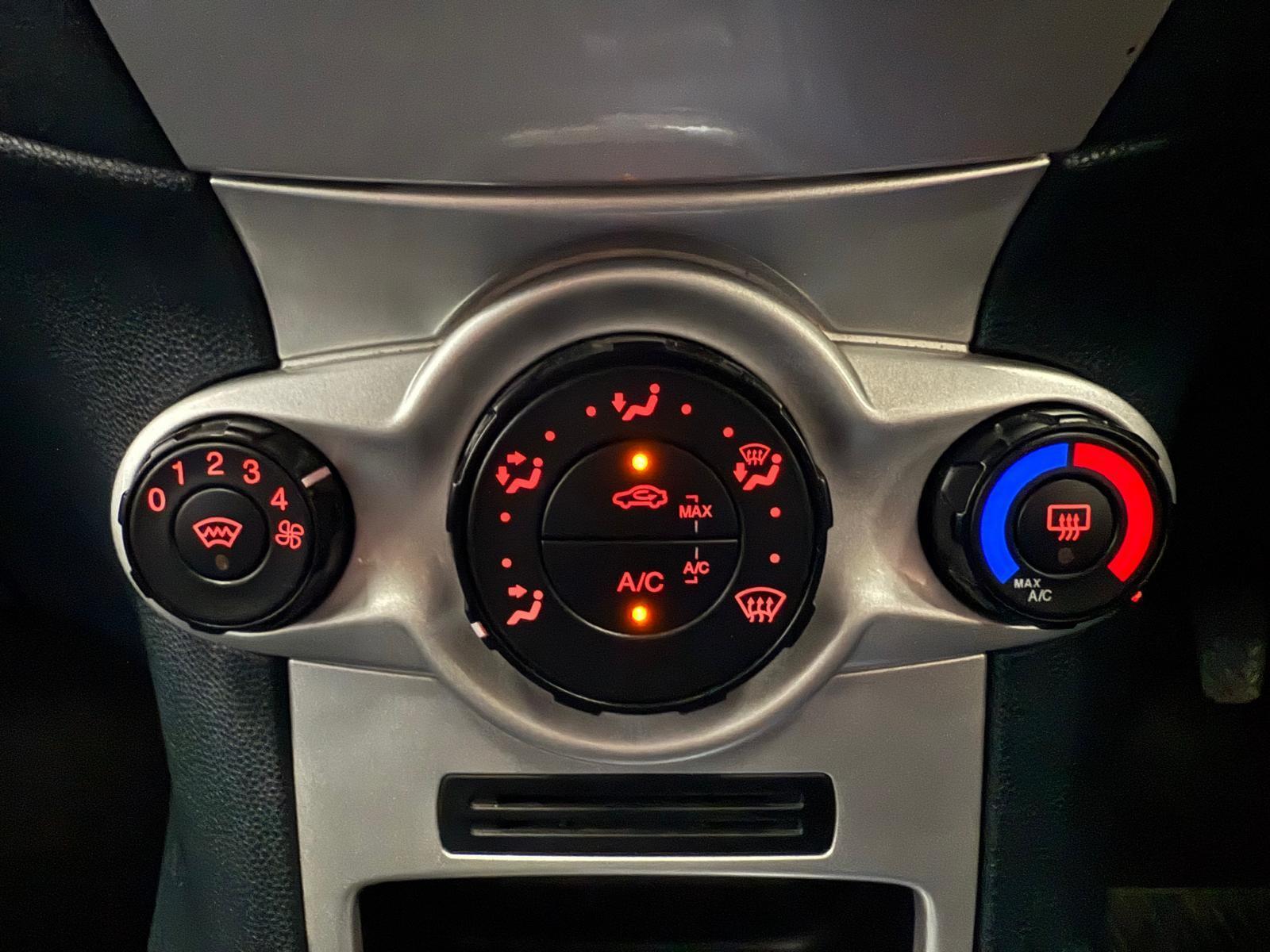 Ford Fiesta - Image 31