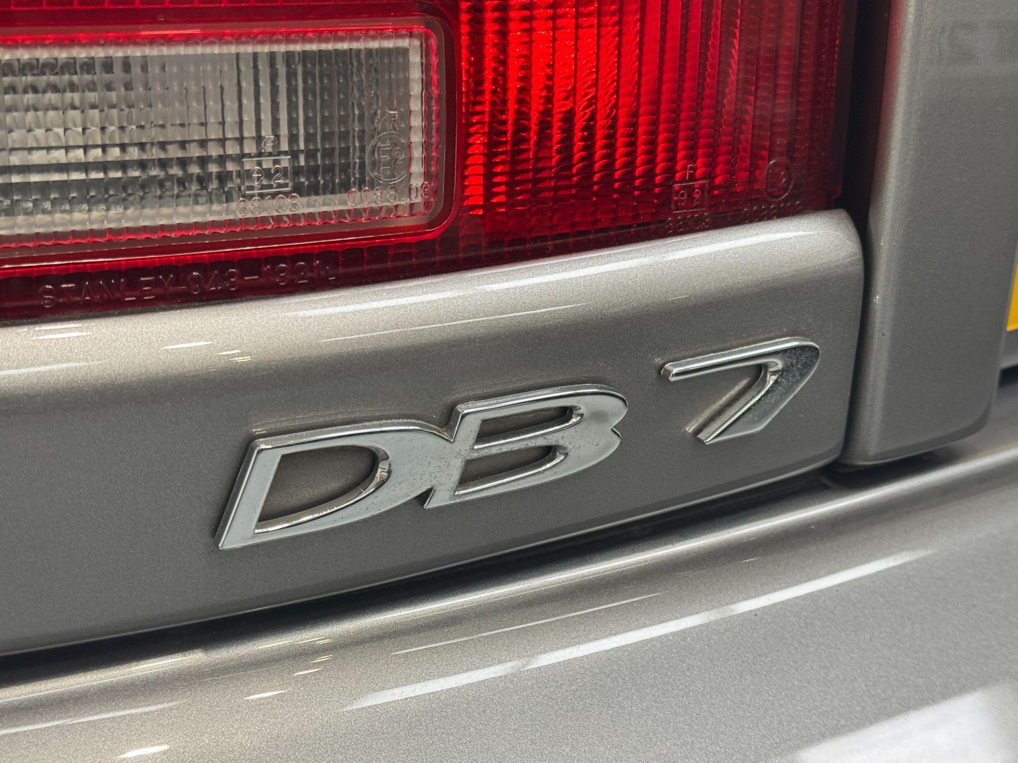 Aston Martin DB7 - Image 33