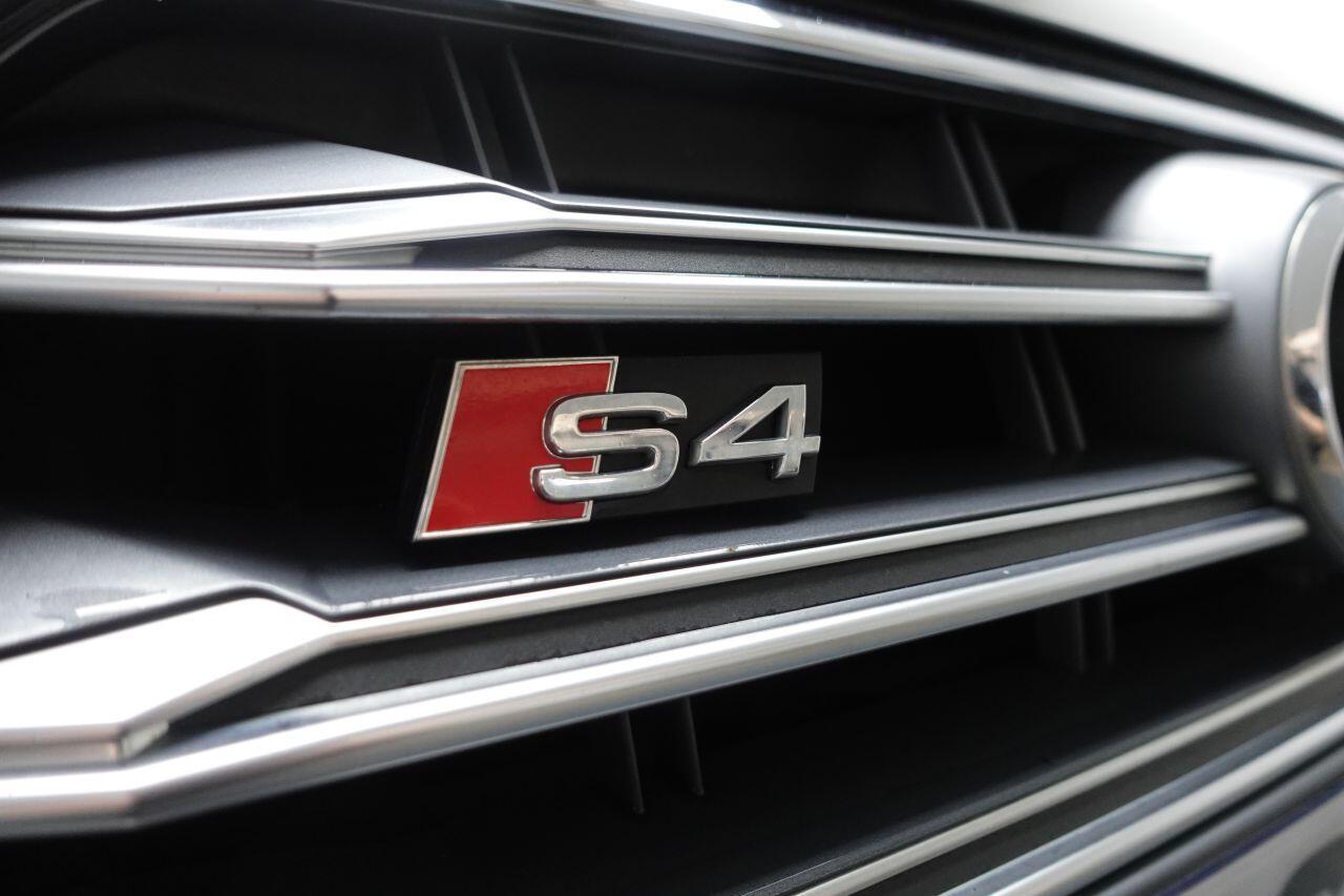Audi S4 - Image 31