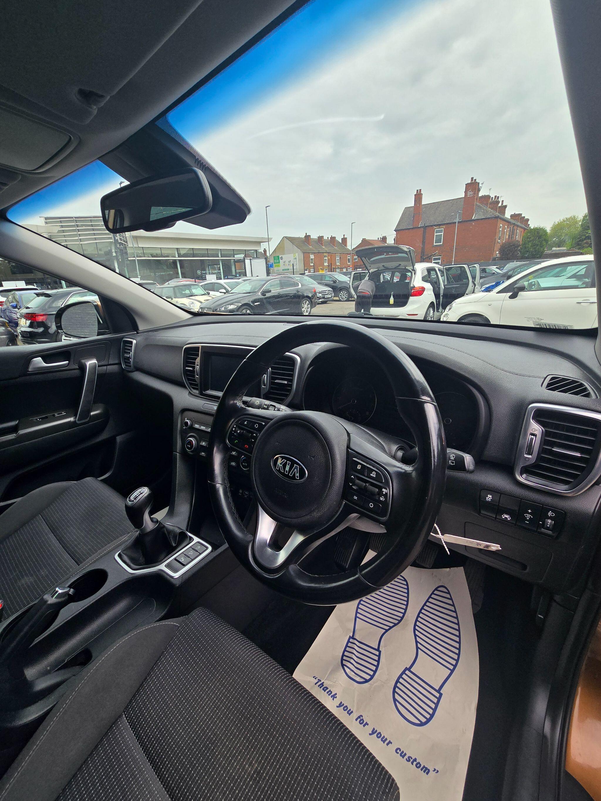 Kia Sportage - Image 28