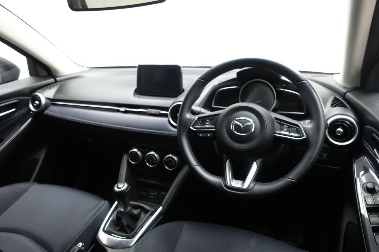 Mazda MAZDA2 - Image 15