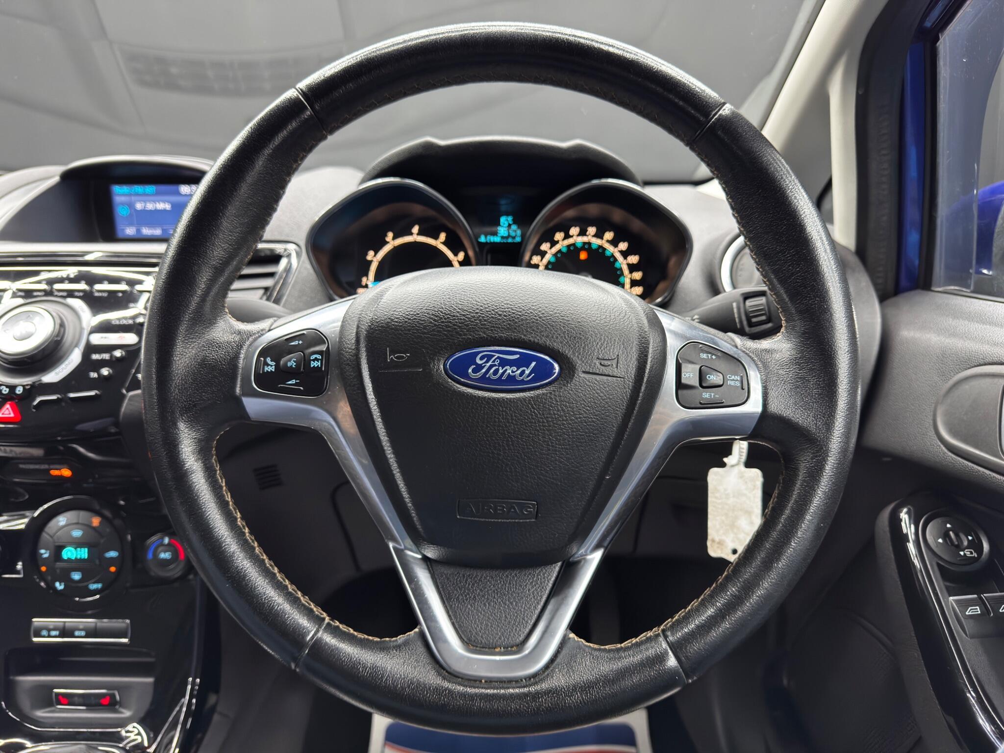 Ford Fiesta - Image 18