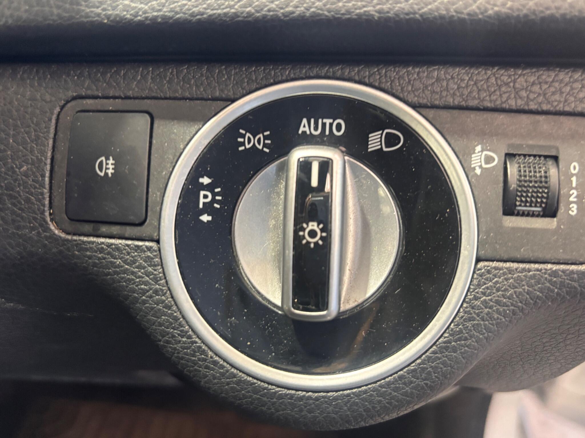 Mercedes C Class - Image 17