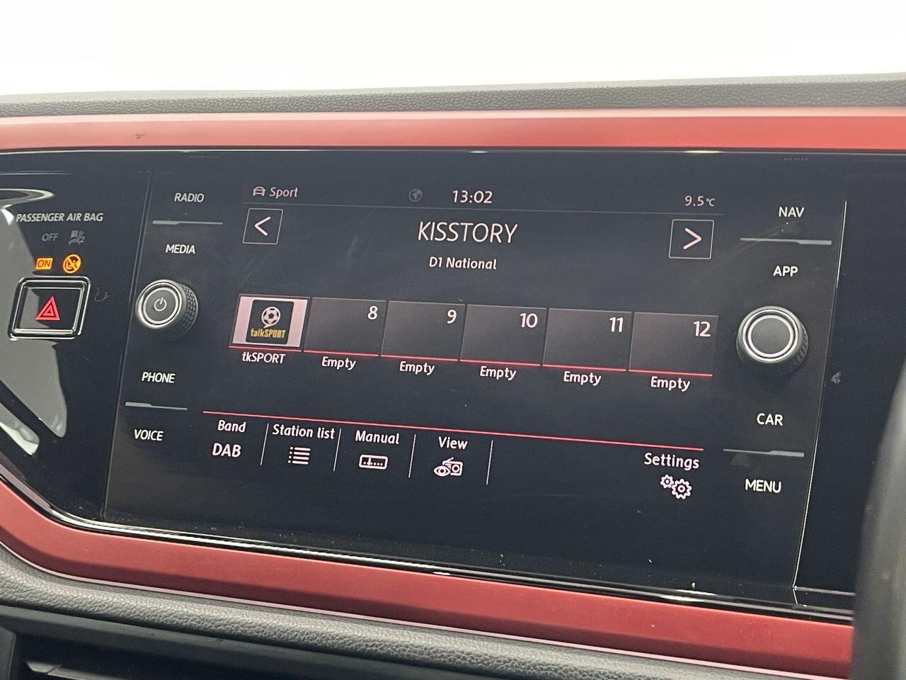 Volkswagen Polo - Image 38