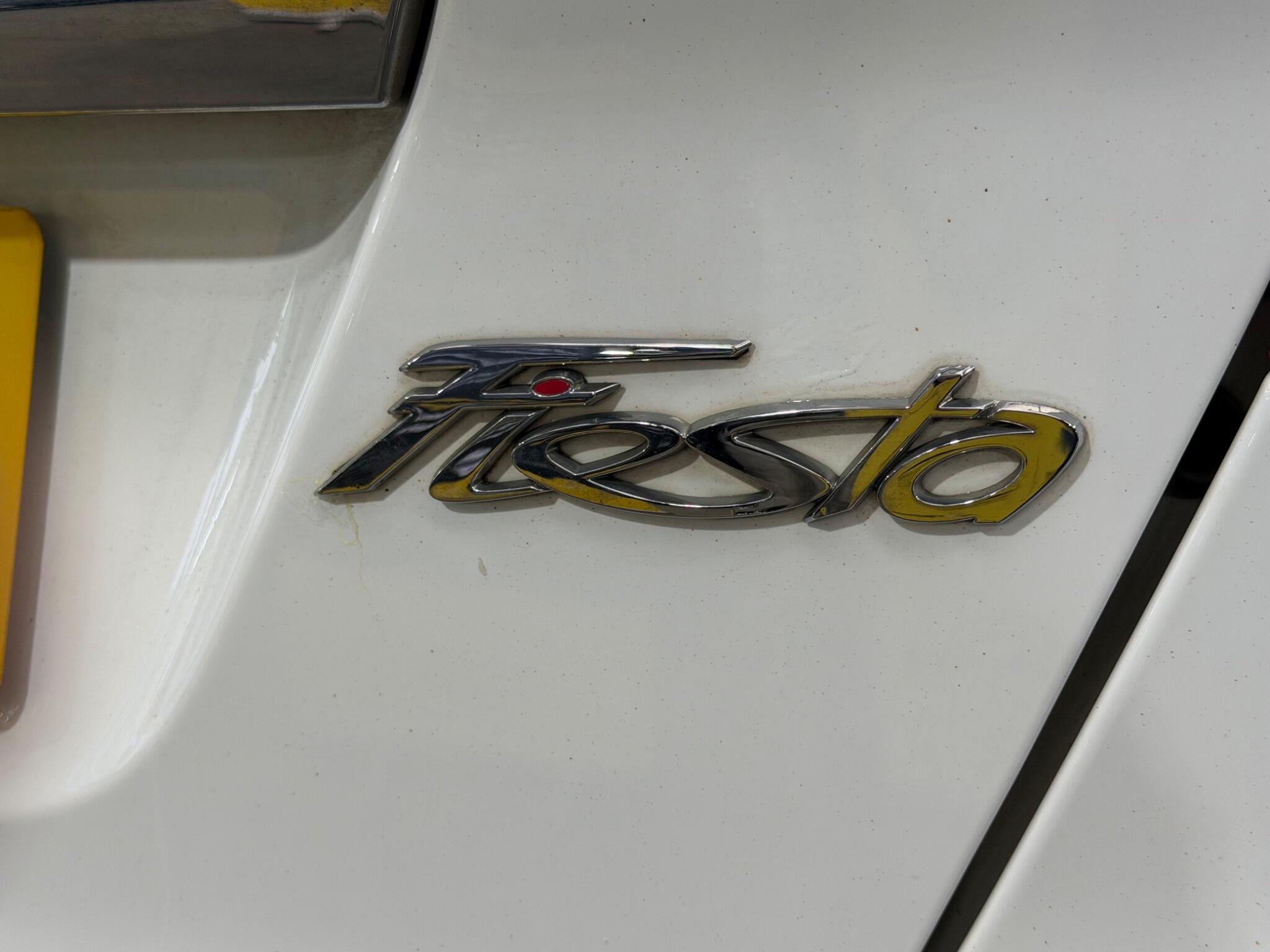 Ford Fiesta - Image 20