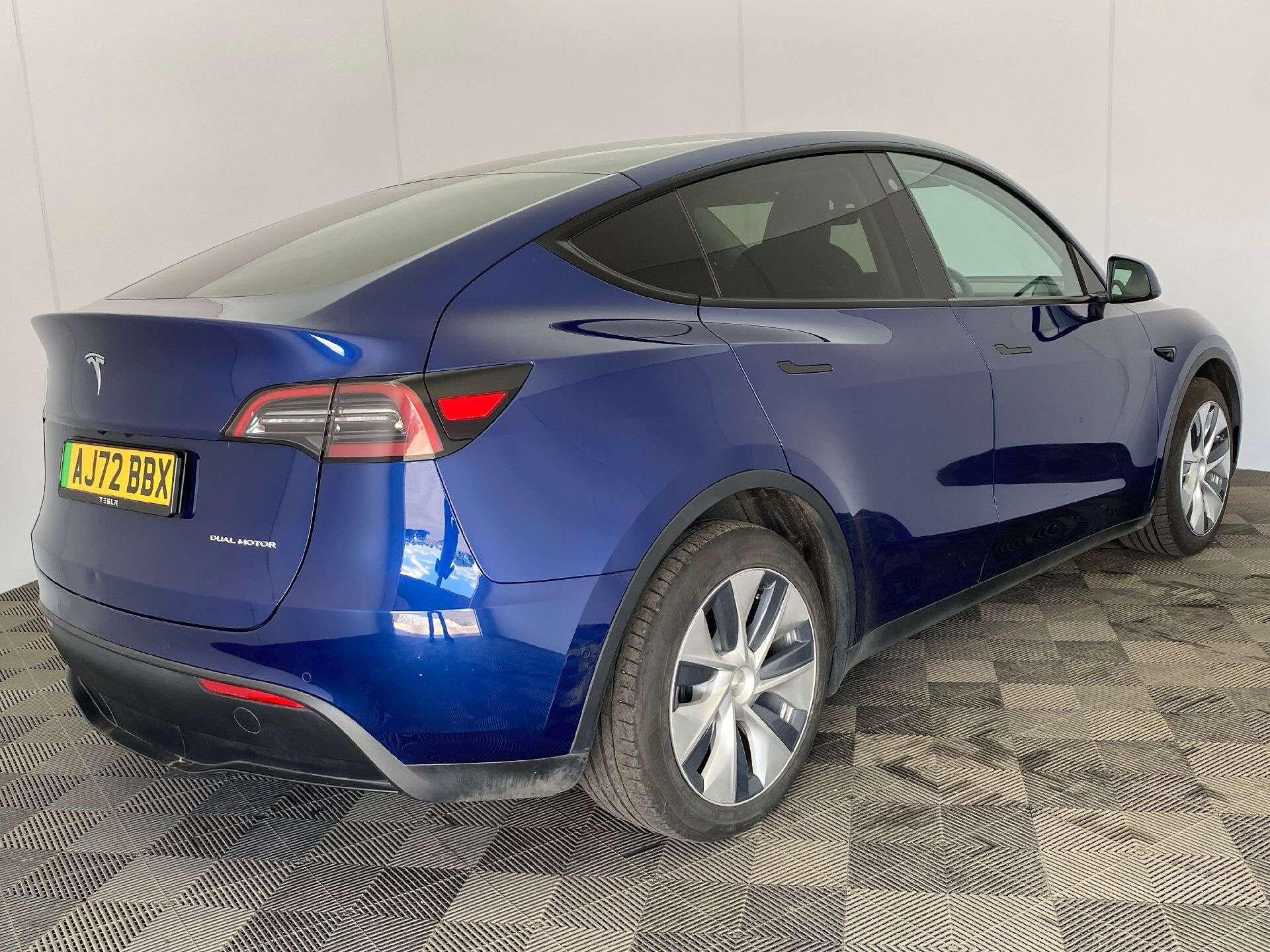 Tesla Model Y - Image 8