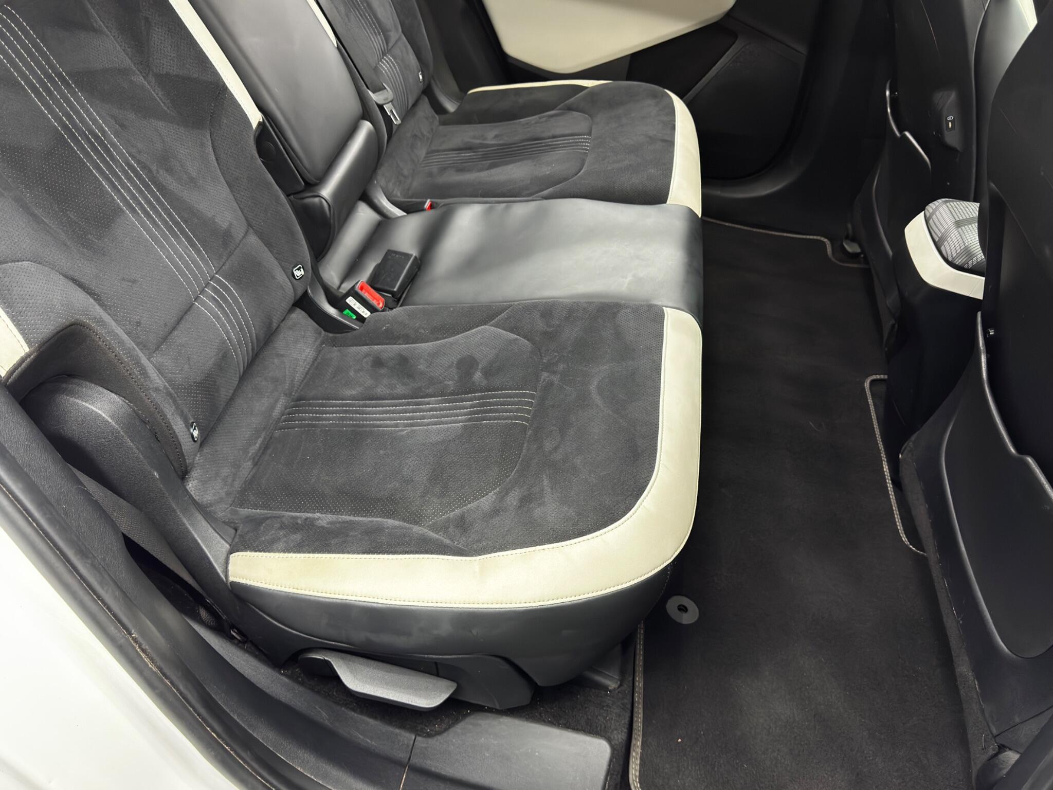 Kia EV6 - Image 16
