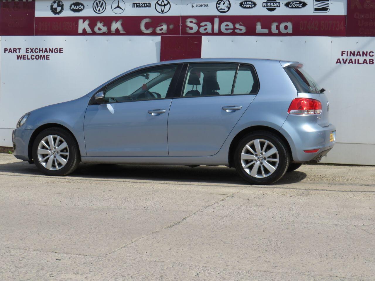 Volkswagen Golf - Image 27