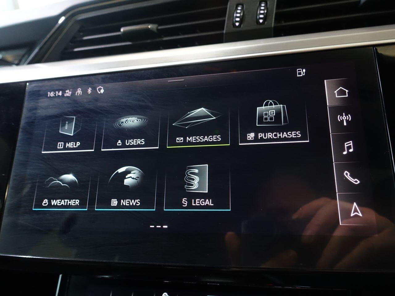 Audi E-Tron - Image 33