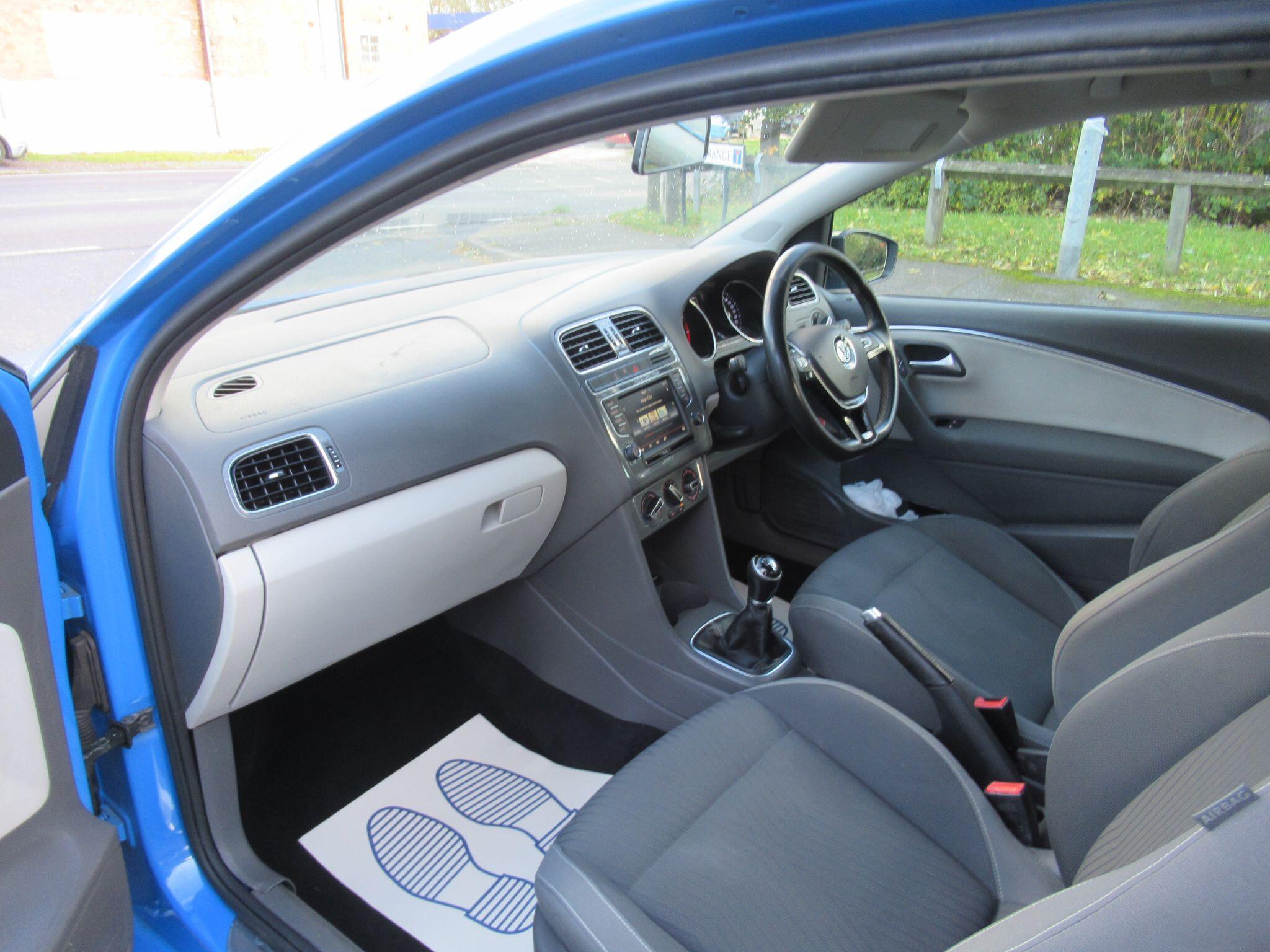Volkswagen Polo - Image 15