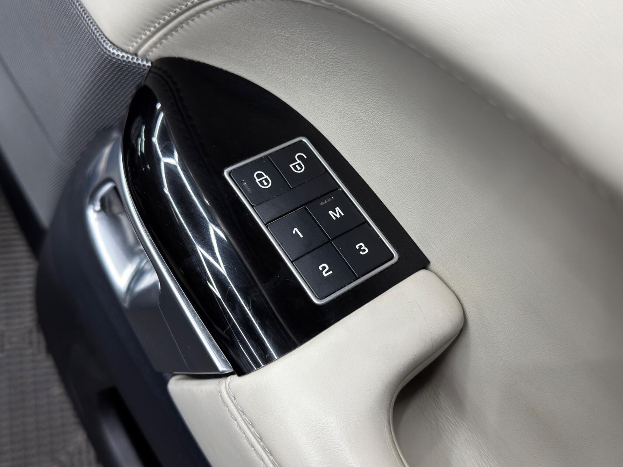 Land Rover RANGE ROVER SPORT - Image 49