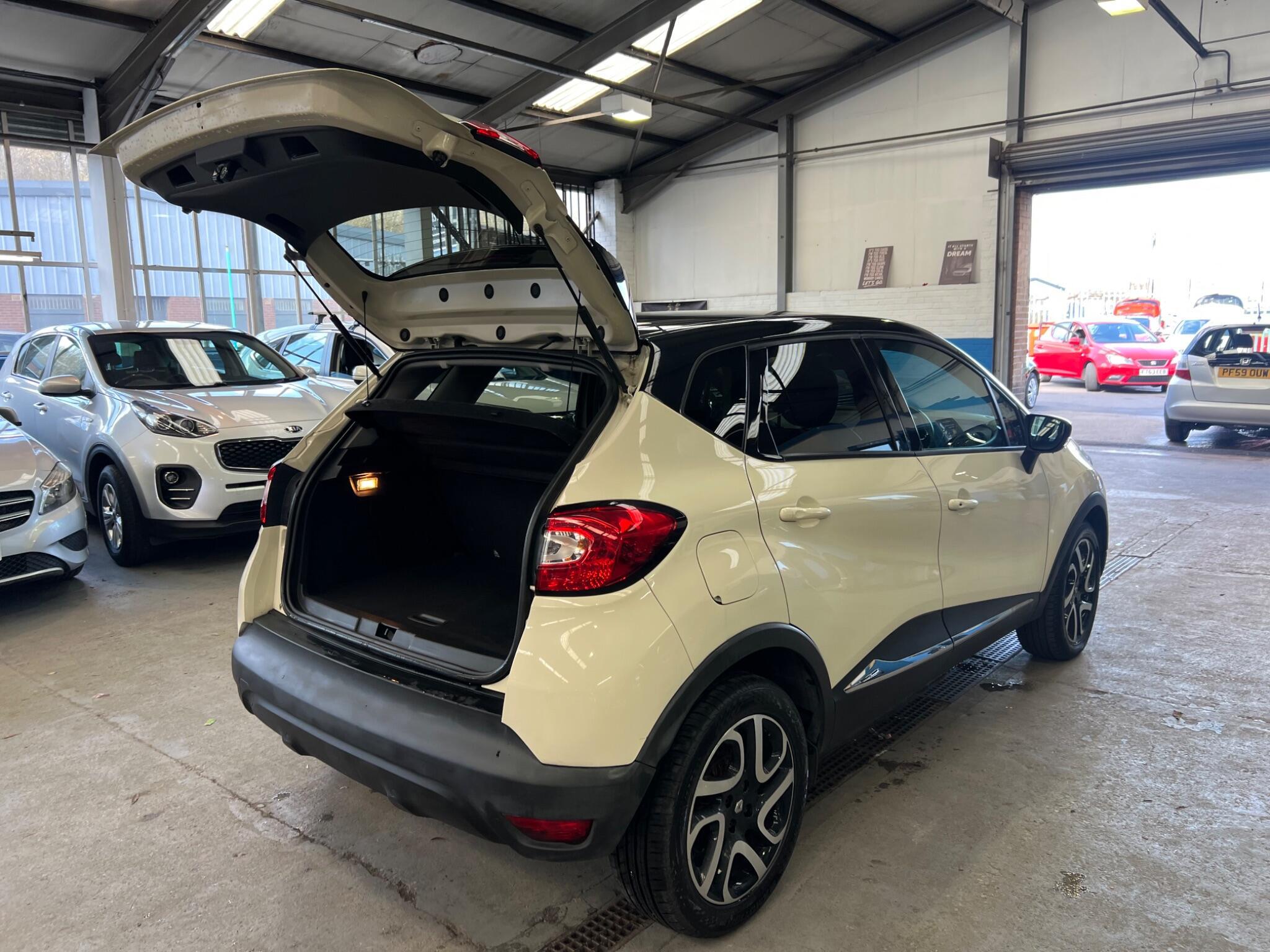 Renault Captur - Image 13