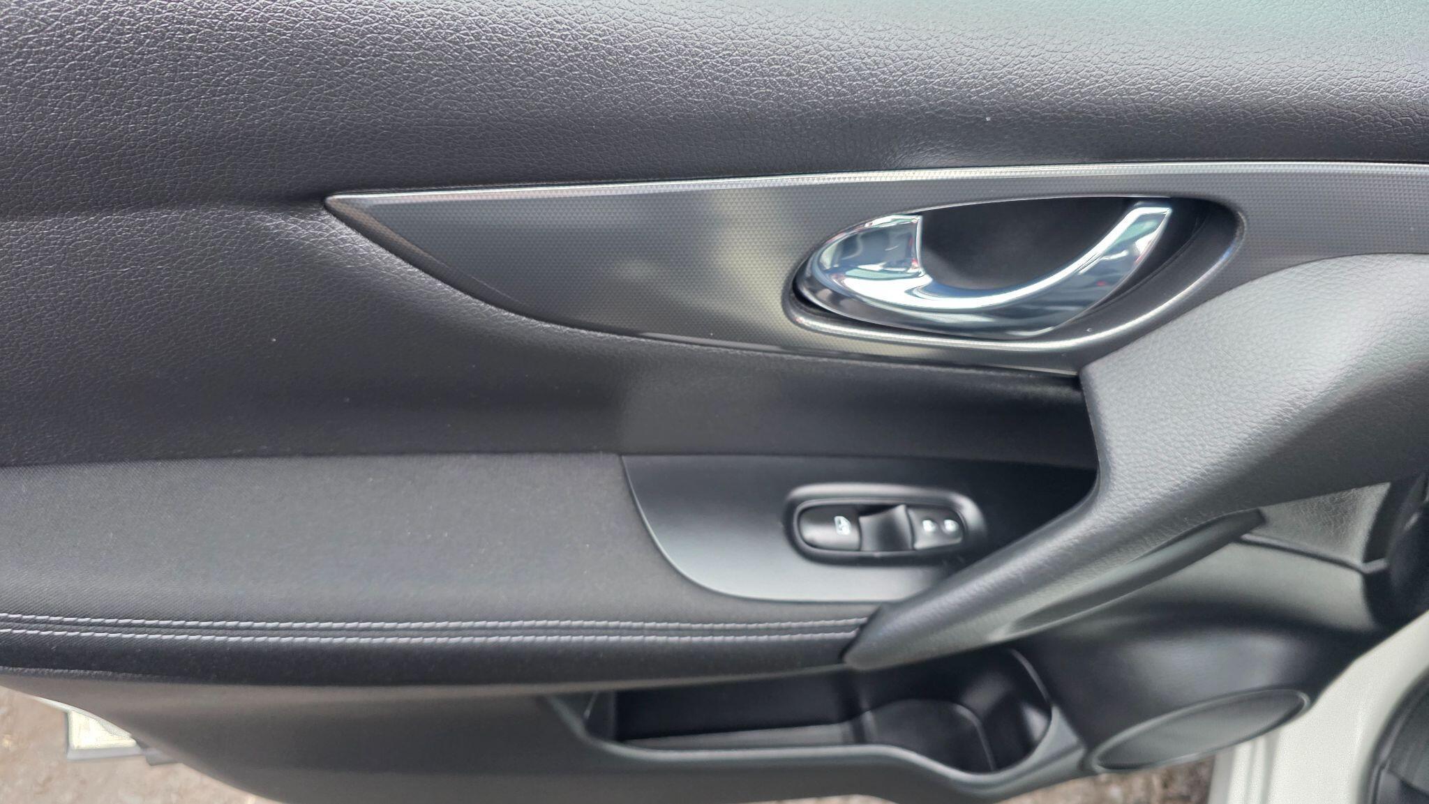 Nissan Qashqai - Image 38