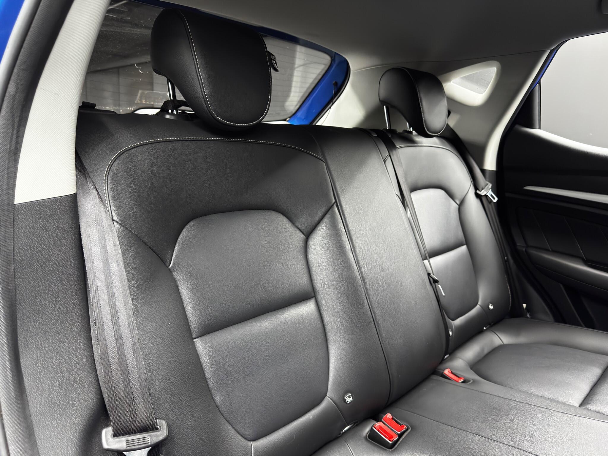 MG MG ZS - Image 15