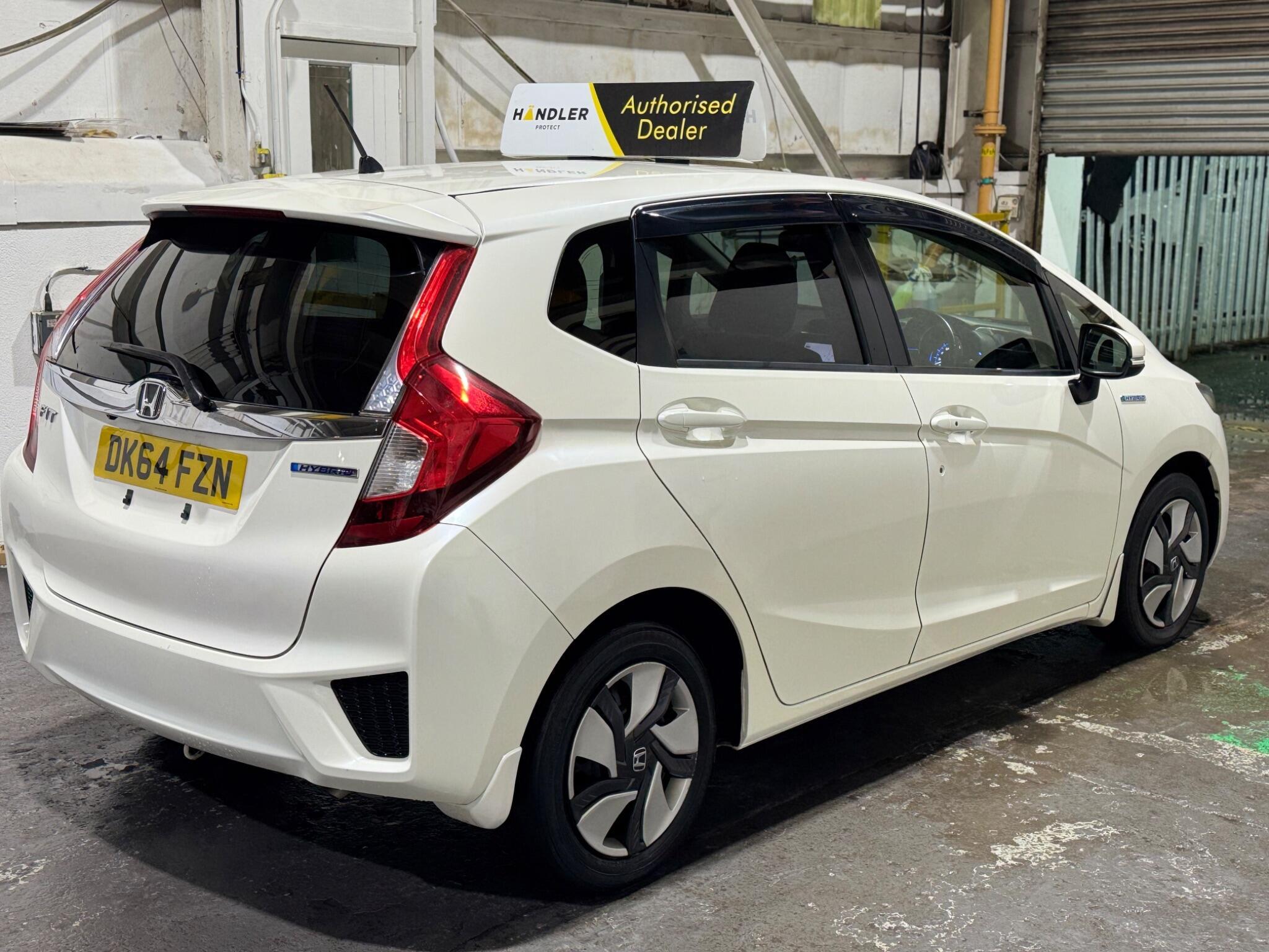 Honda FIT - Image 7