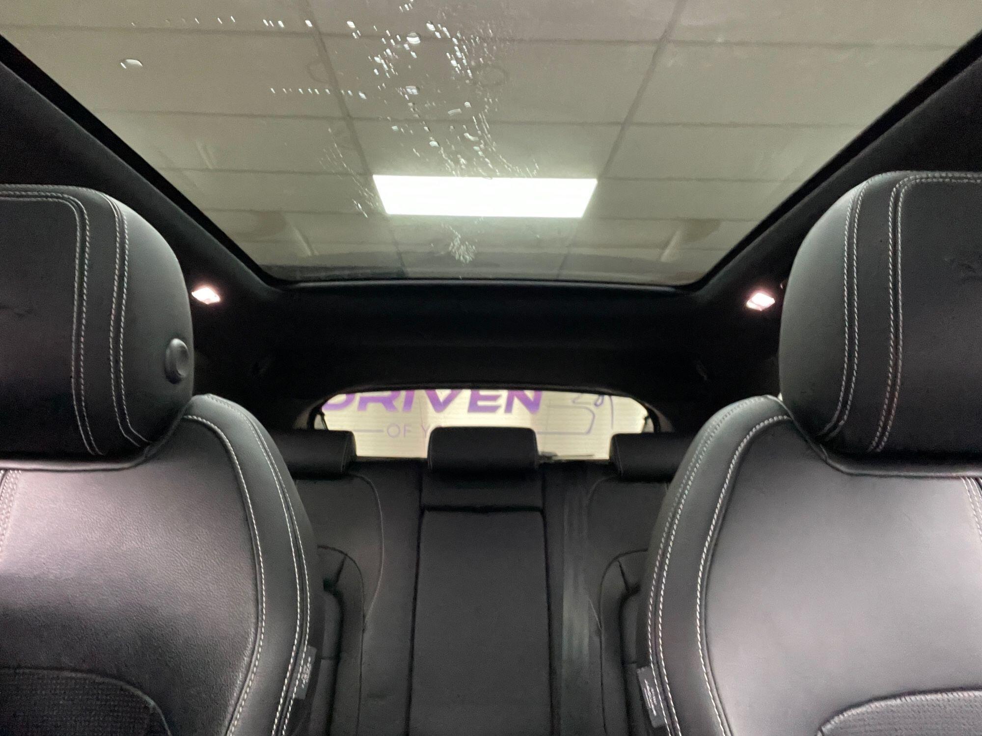 Jaguar F-Pace - Image 33