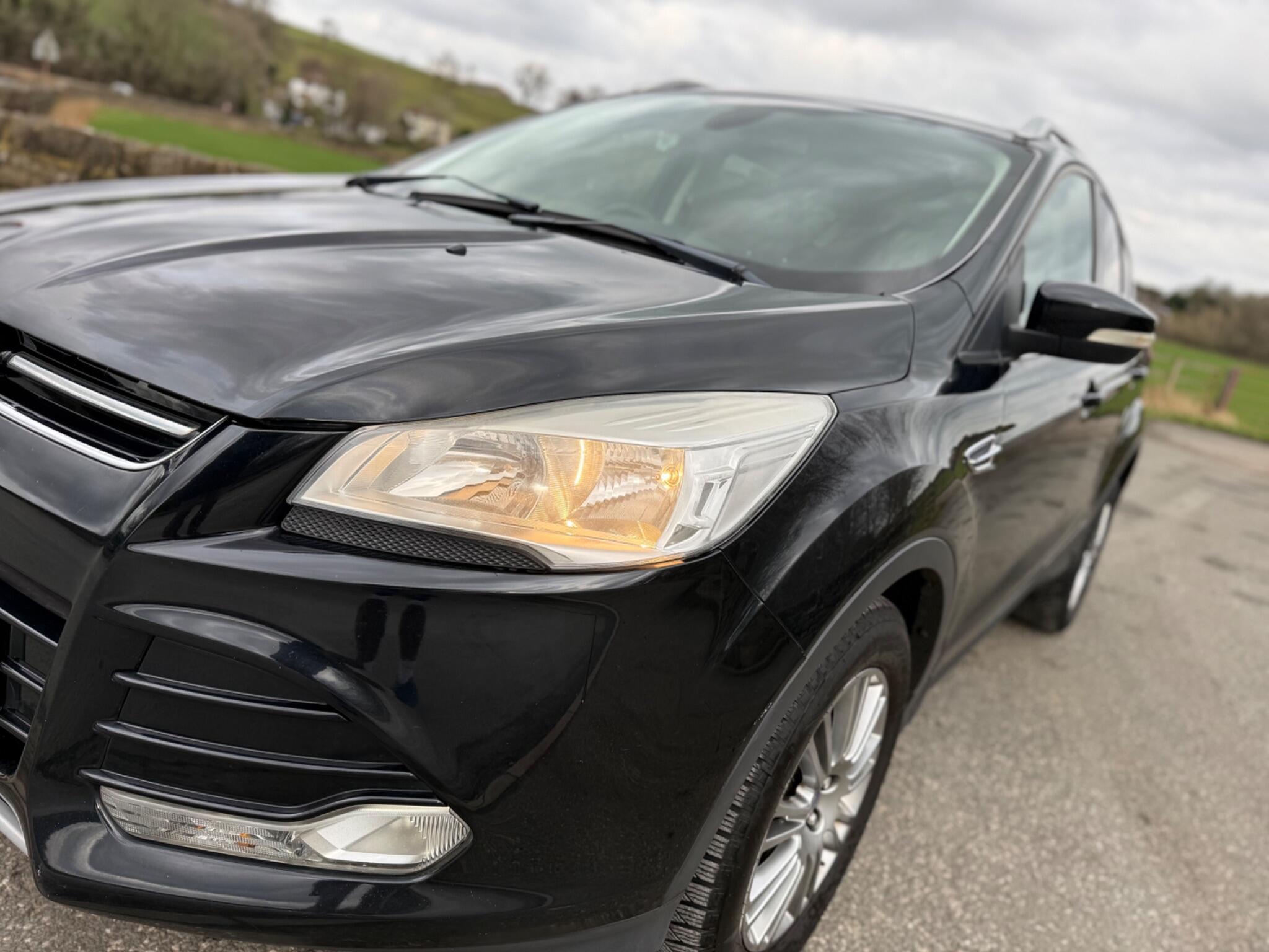 Ford Kuga - Image 17