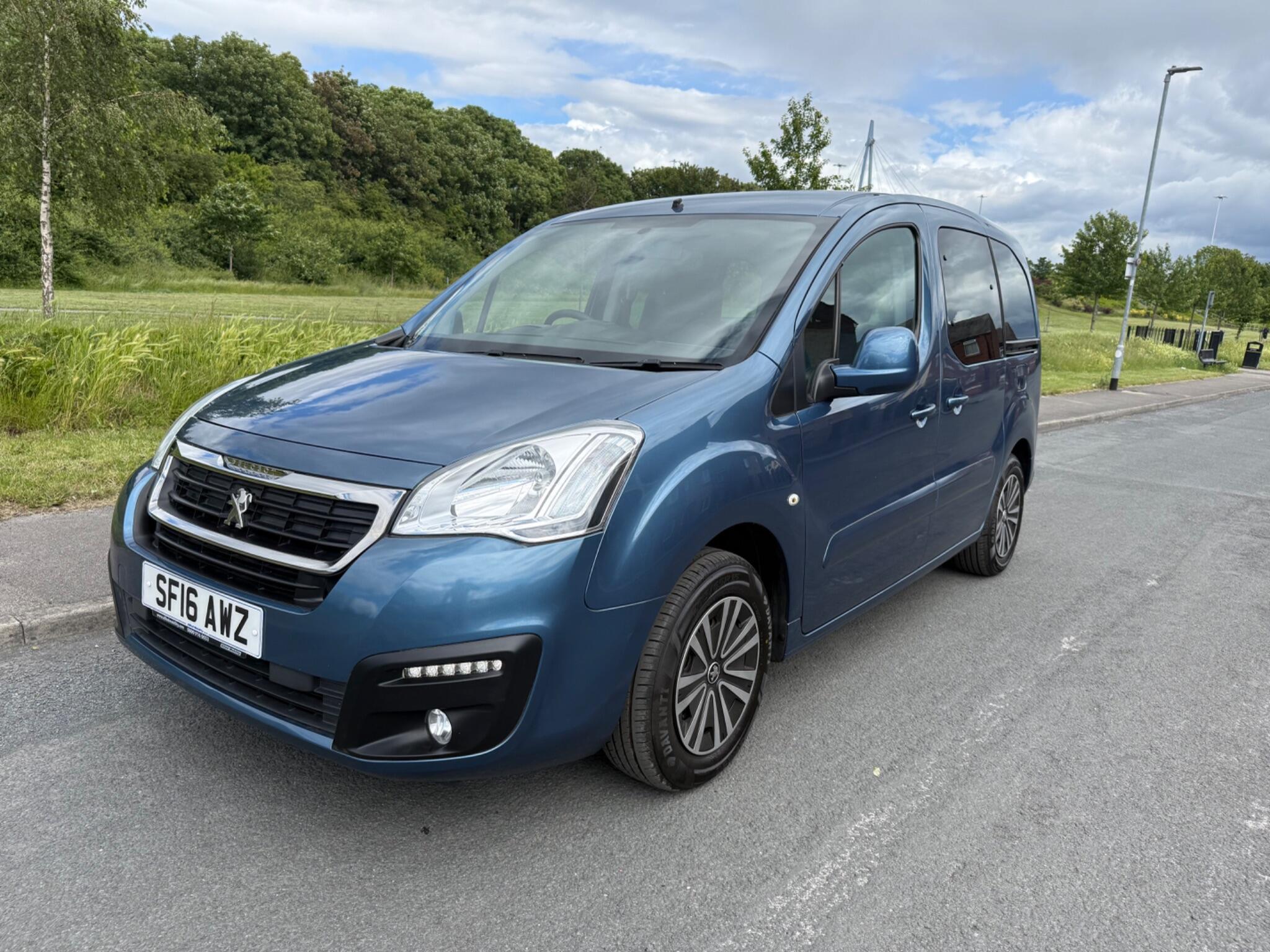 Peugeot Horizon - Image 6