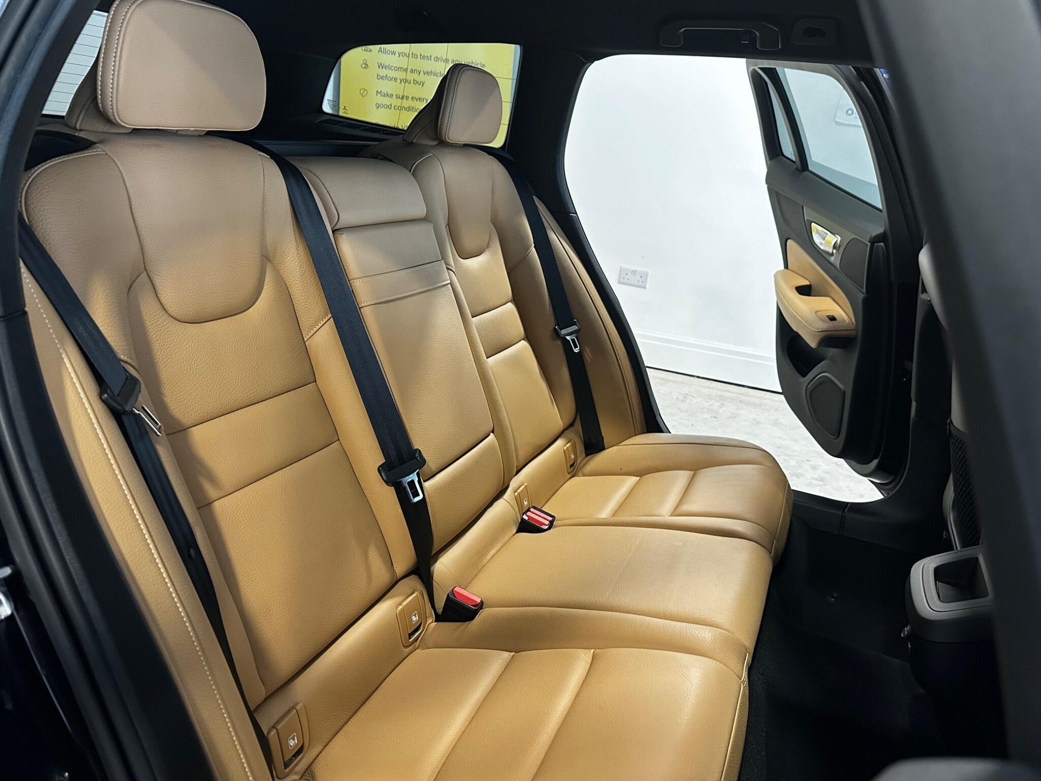 Volvo V60 - Image 16