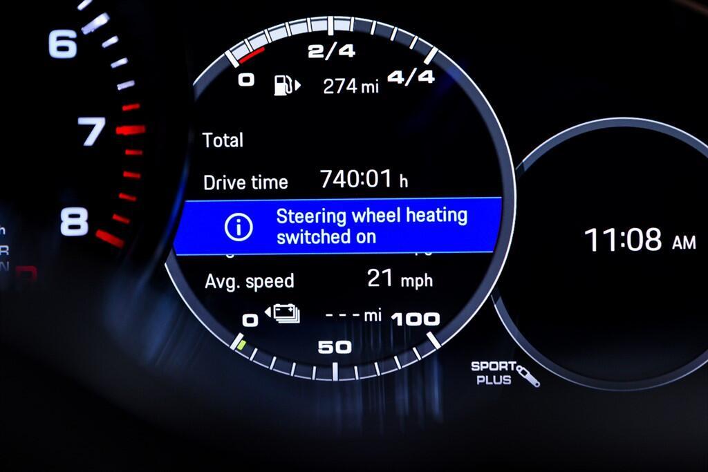 Porsche Cayenne - Image 26