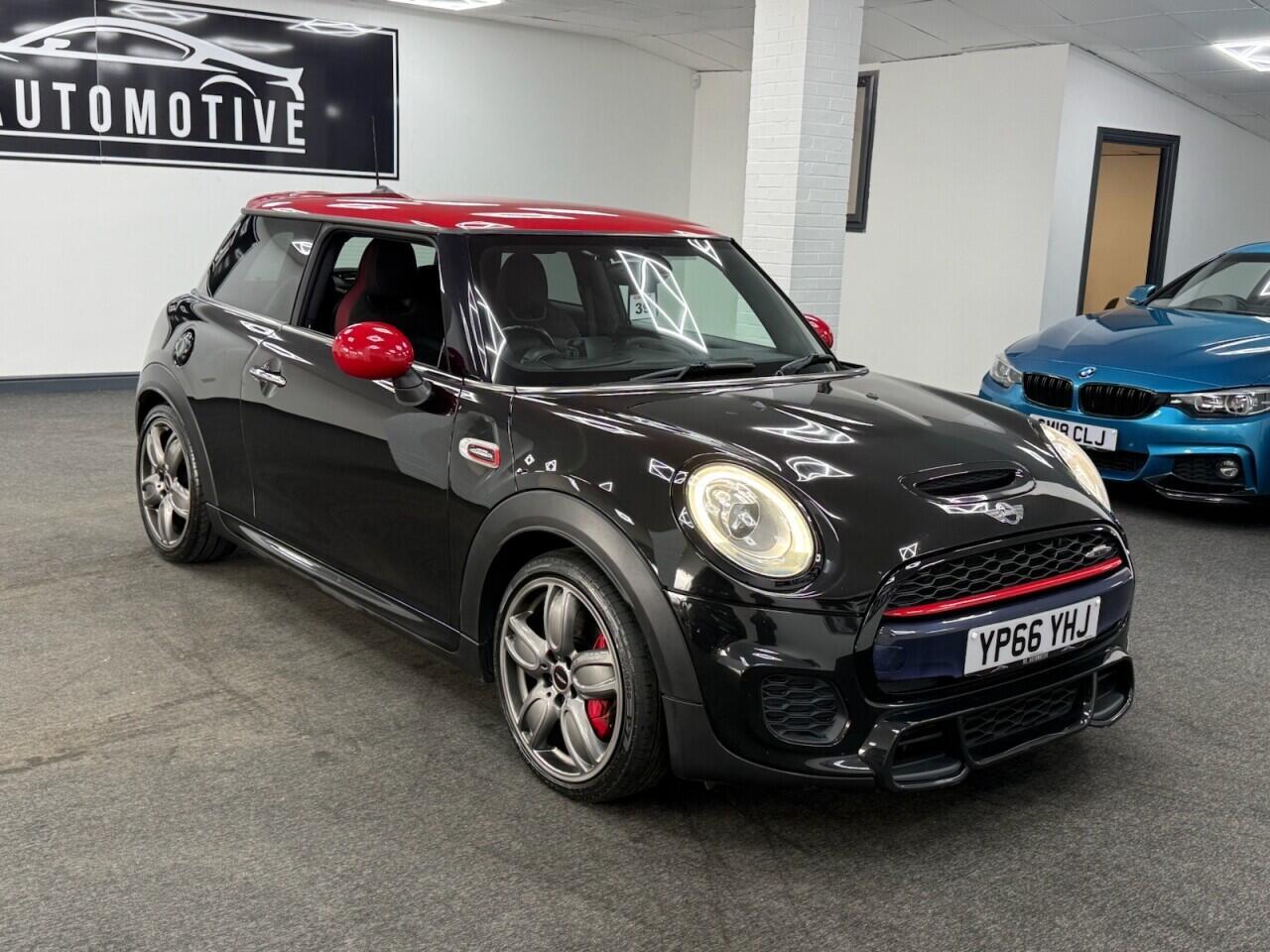 MINI Hatch - Image 4