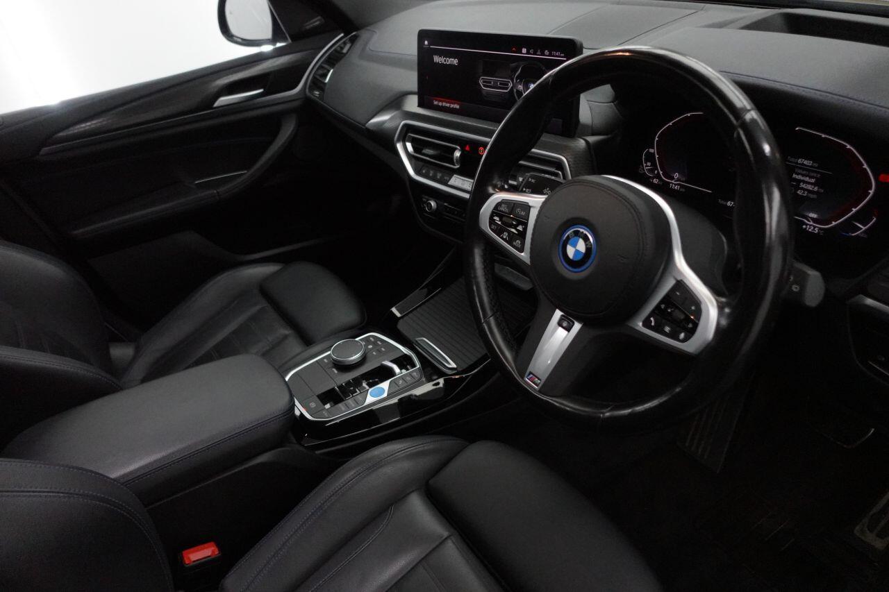 BMW iX3 - Image 17