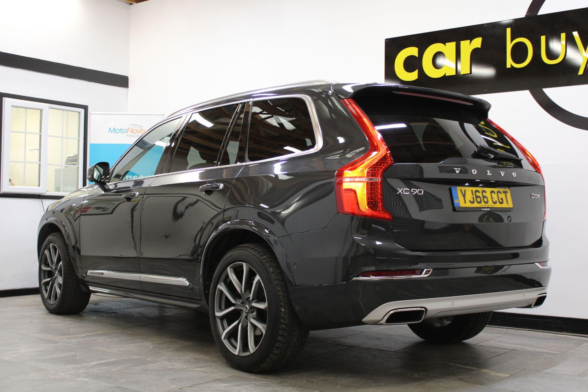 Volvo XC90 - Image 3