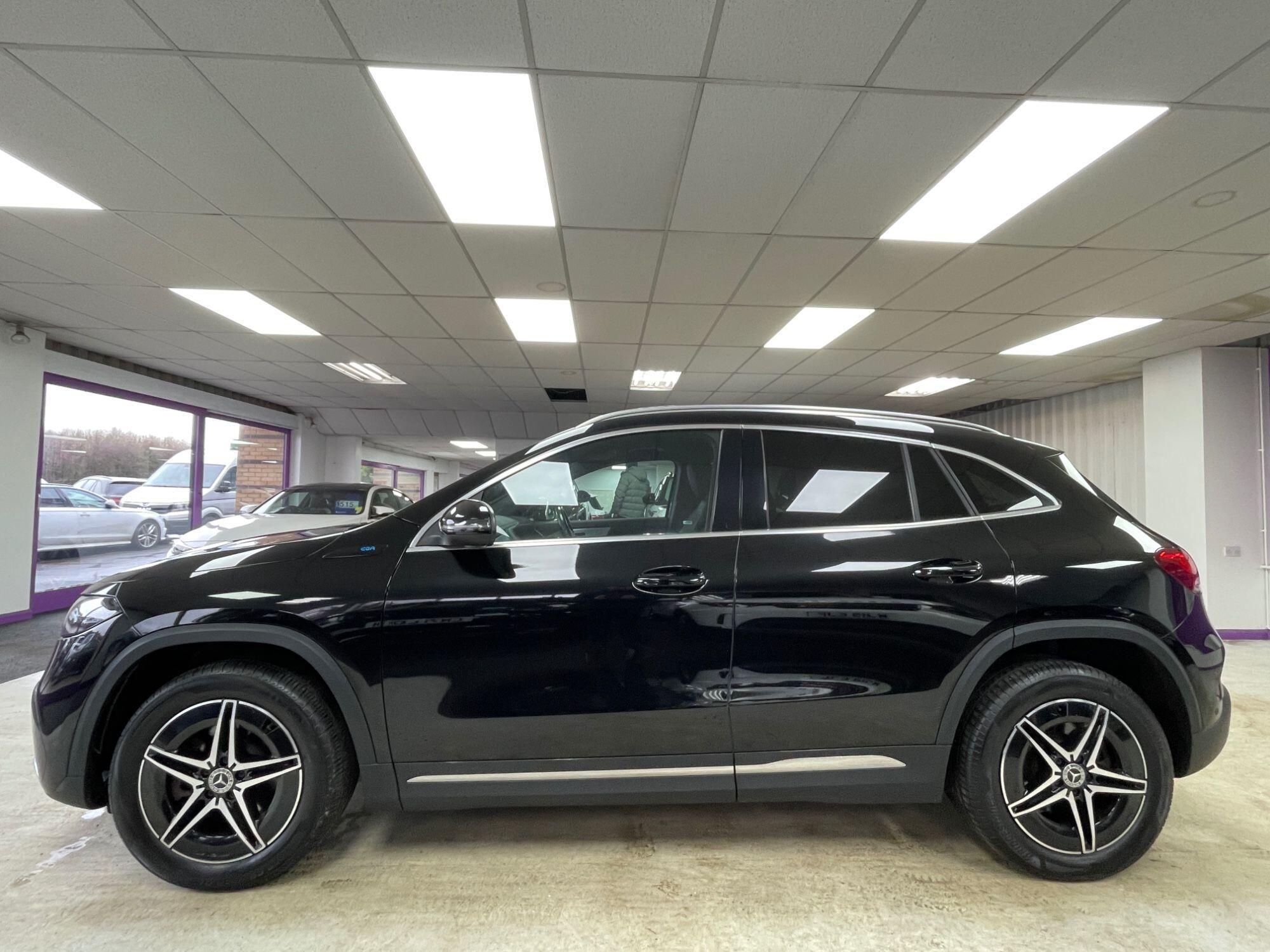 Mercedes Eqa - Image 13